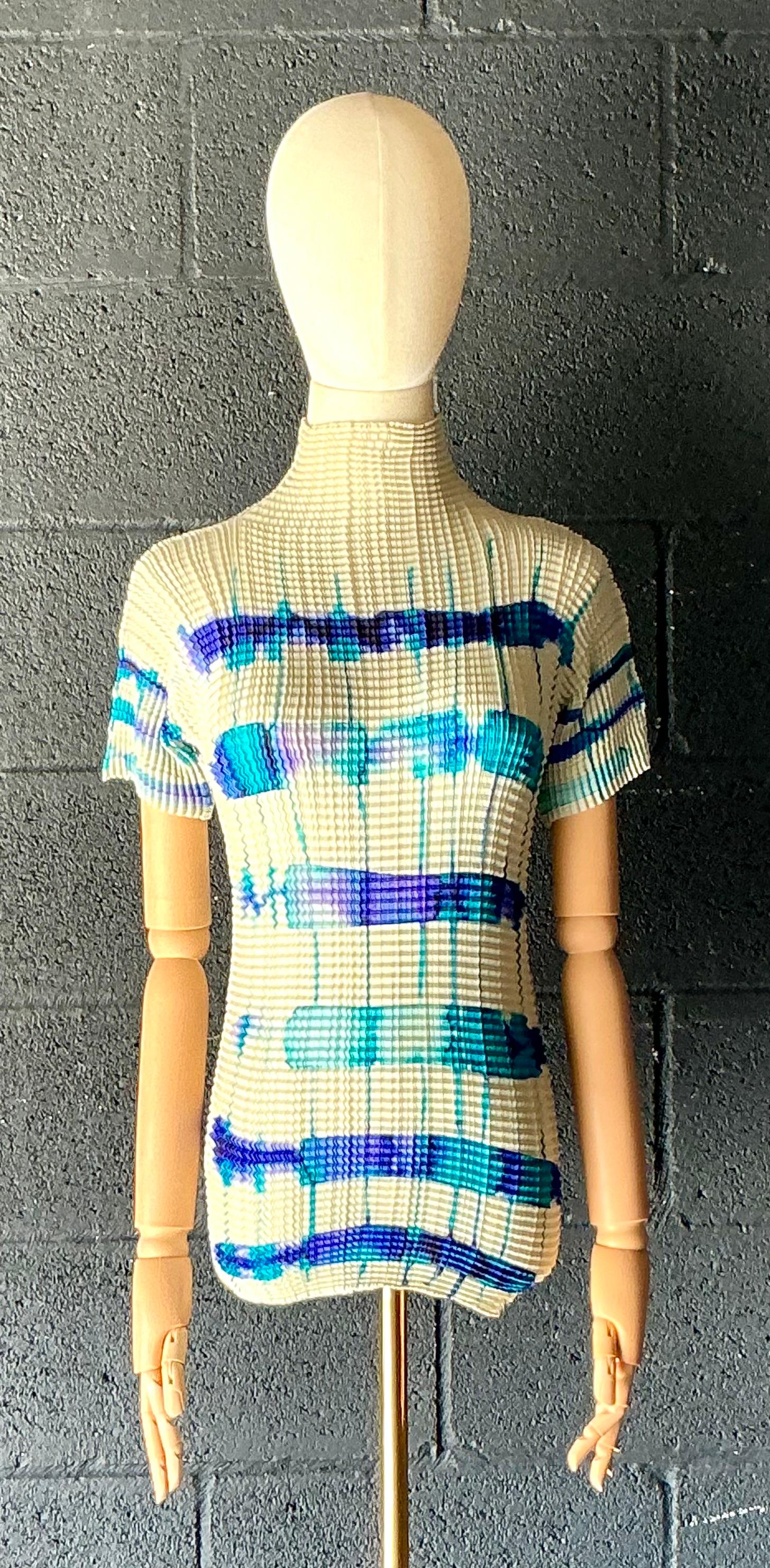 Vintage Issey Miyake Pleats Please Tie Dye T Shirt - Detail view