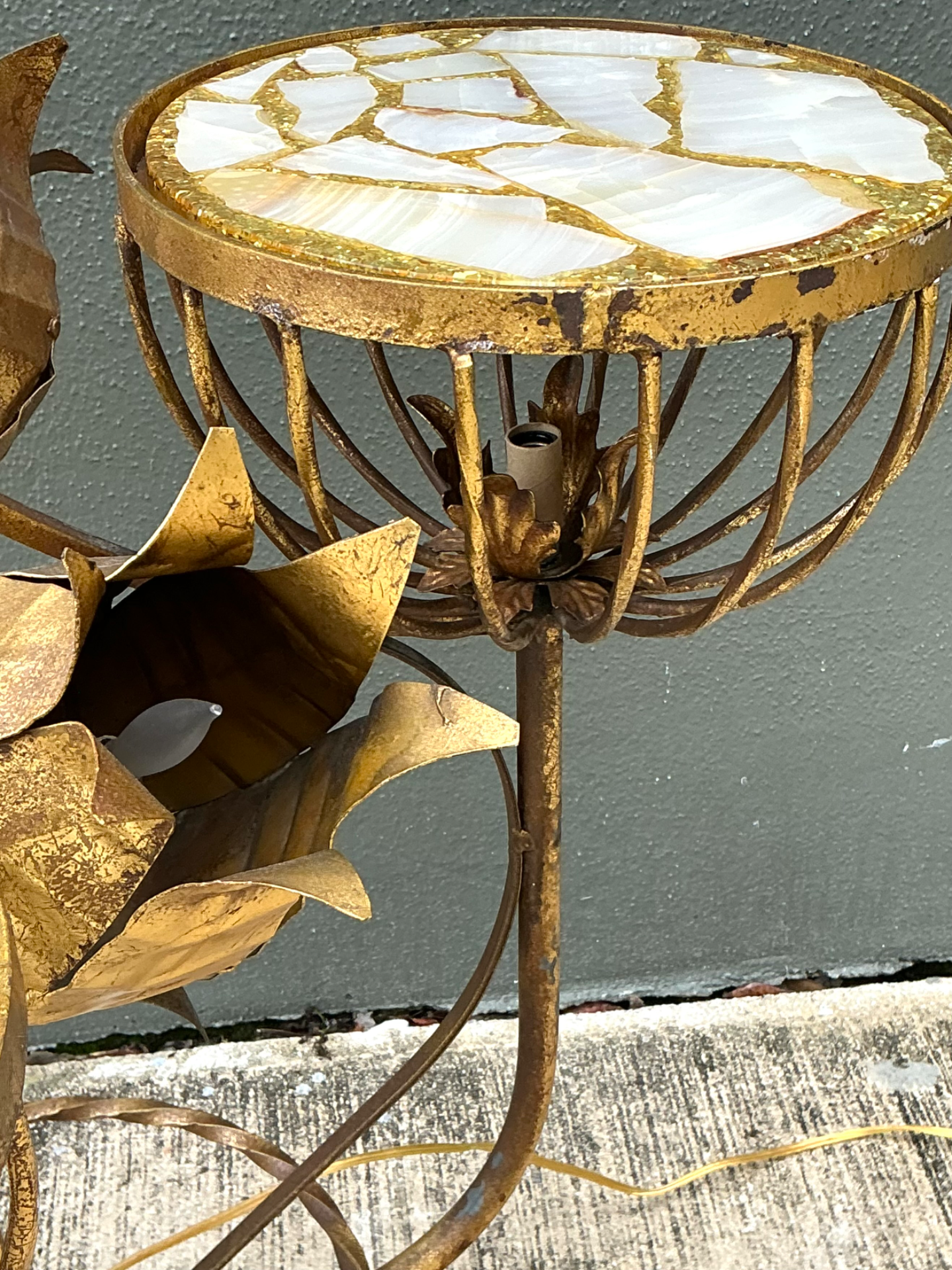 Mid-Century Italian Tole Flower Floor Lamp - Top view