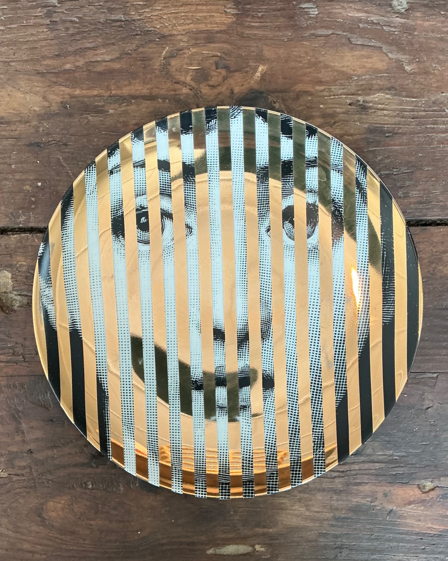 Fornasetti Italian Striped Tema e Variazioni Plate - Detail view