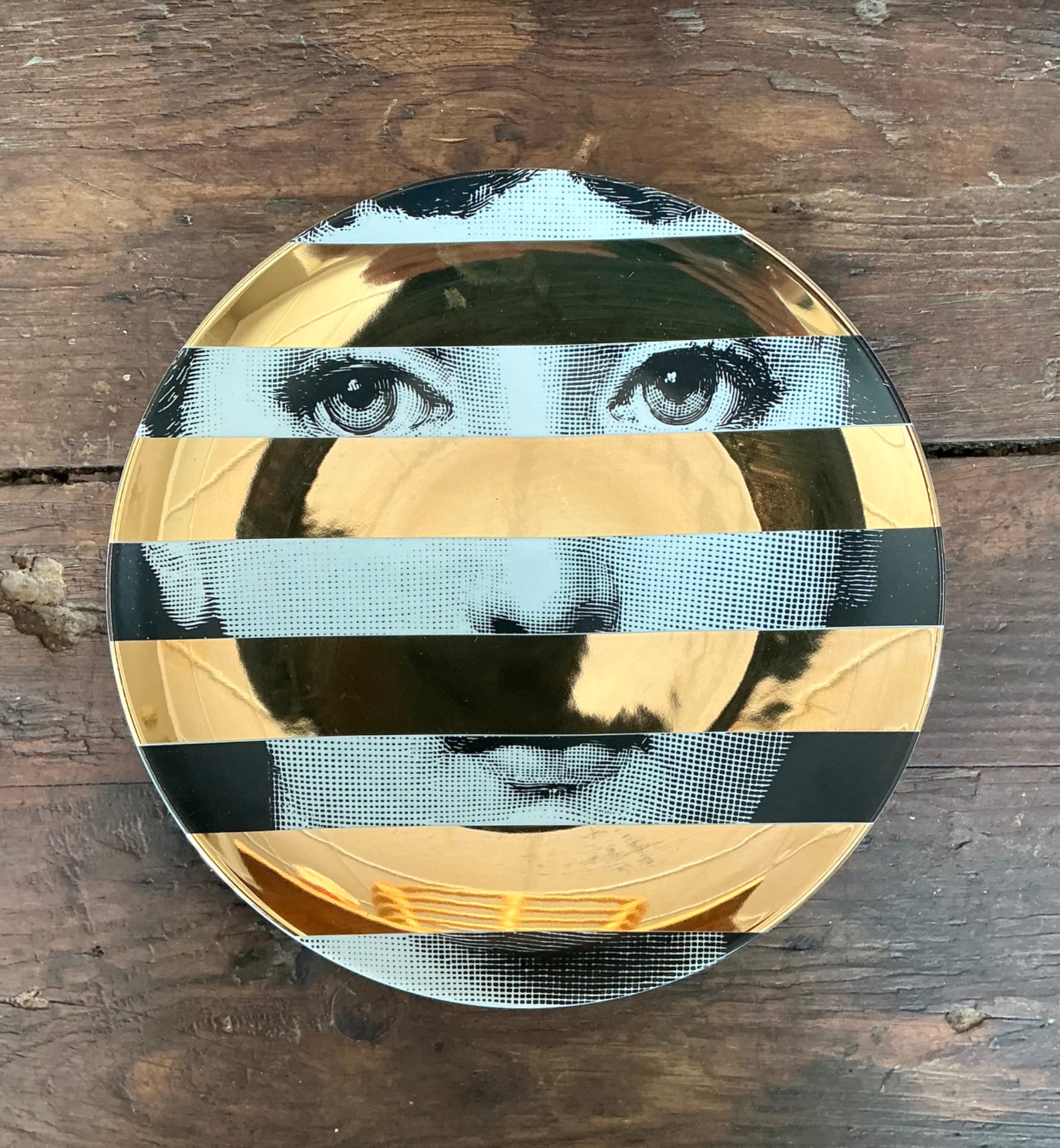 Fornasetti Italian Gold Striped Tema e Variazioni Plate - Top view