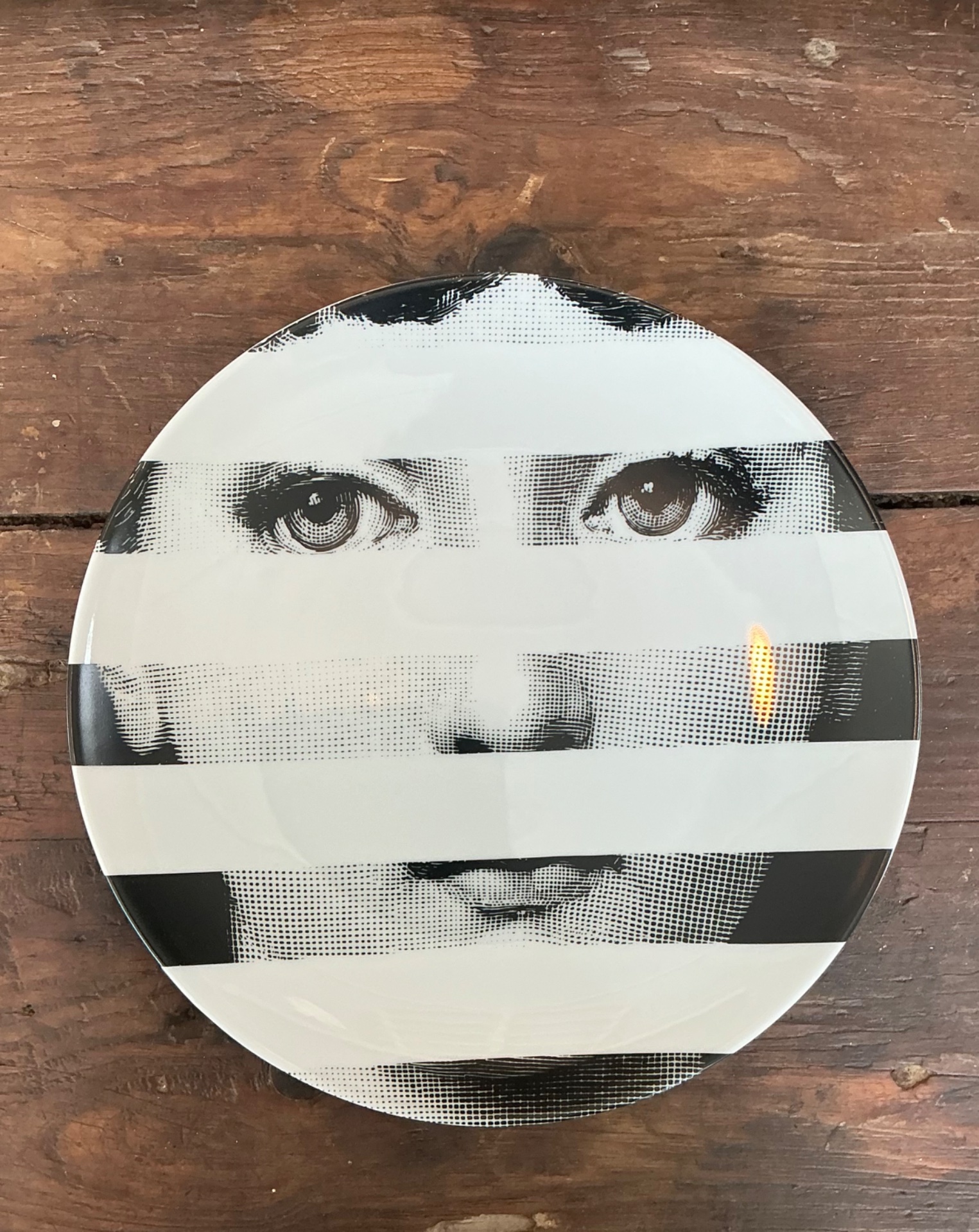 Fornasetti Italian Tema e Variazioni Plate - Back view