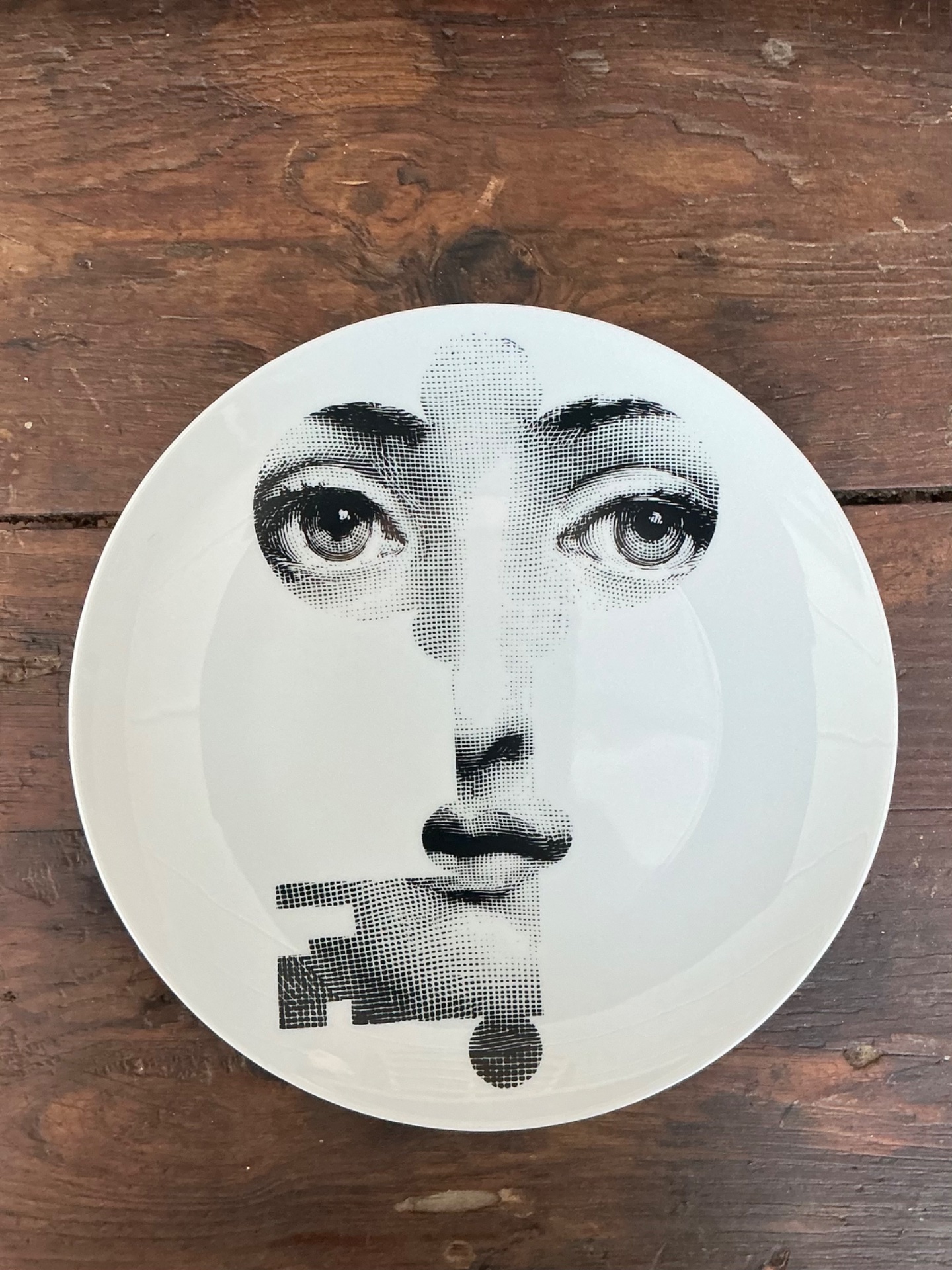 Fornasetti Italian Tema e Variazioni Plate - Back view