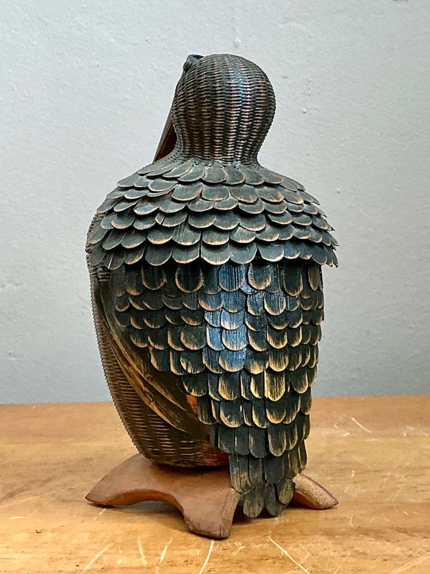 Vintage Shanghai Weave Rattan Pelican Basket - Detail view