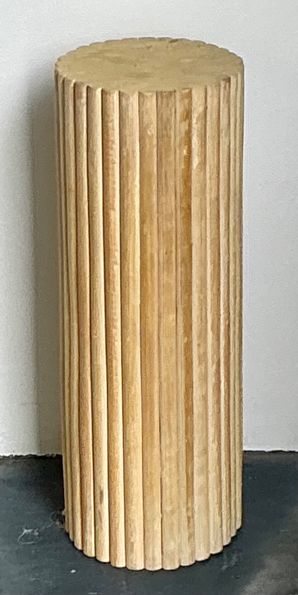 Vintage Ribbed Wood And Rattan Medium Pedestal - Side view