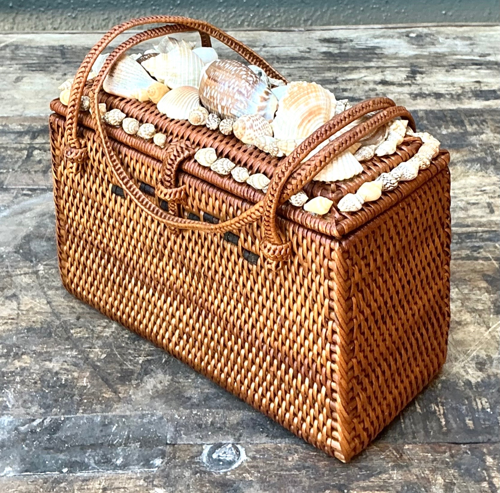 Vintage Woven Rattan and Shells Handbag - Top view