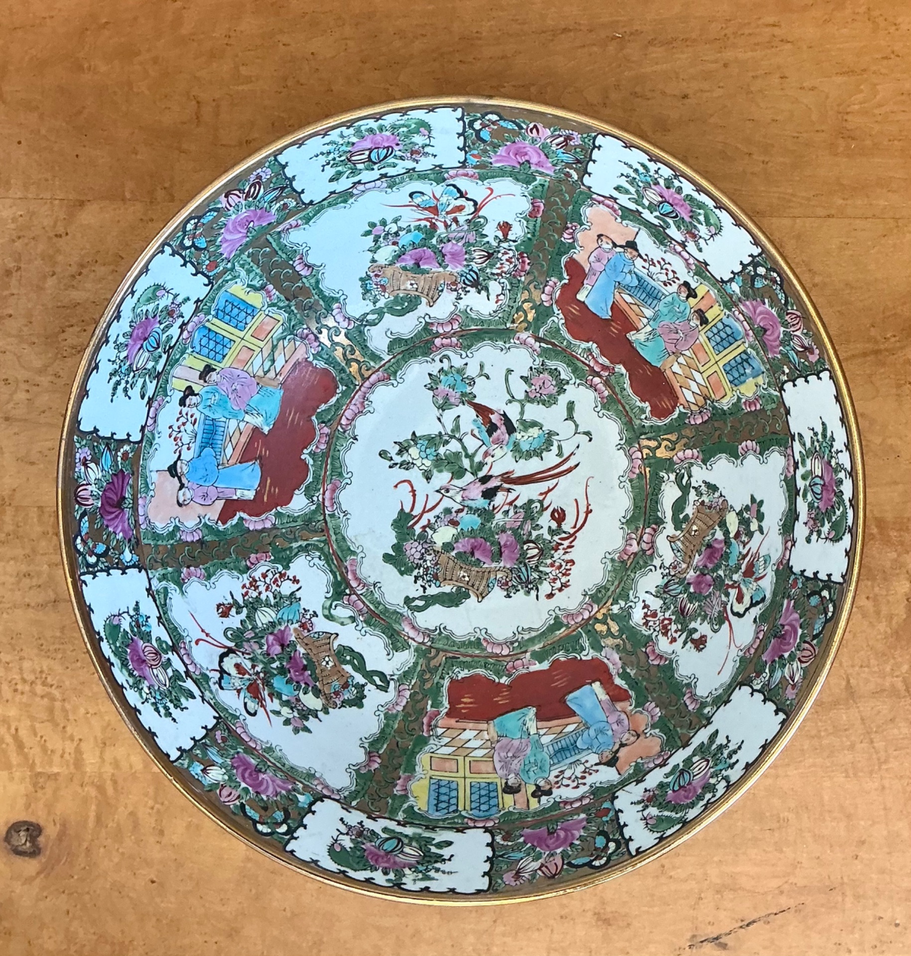 Qing Famille Rose Porcelain Decorative Bowl - Top view