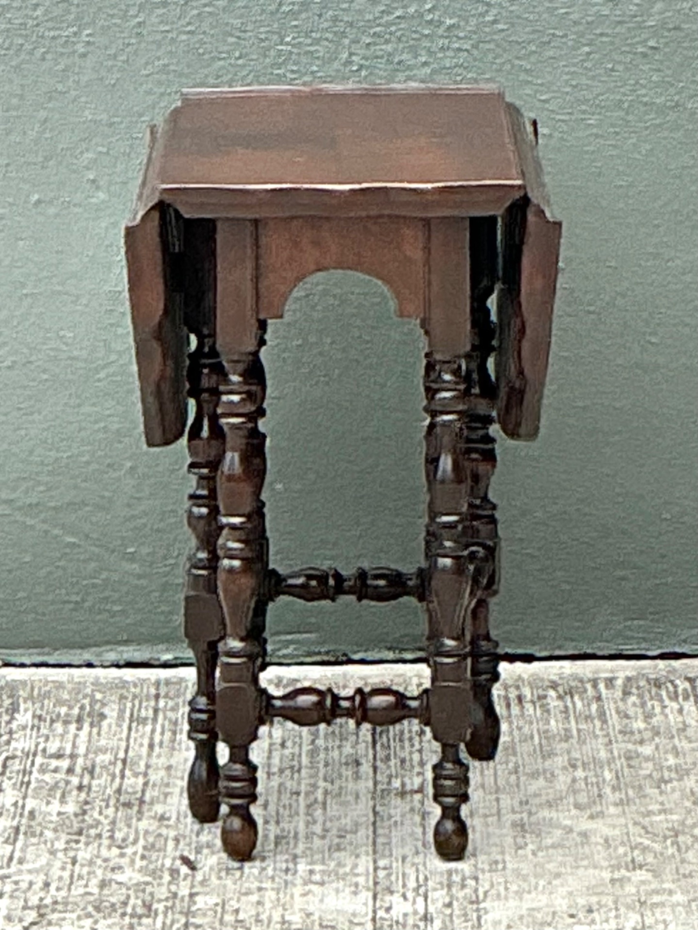 Vintage Turned Leg Drop Leaf Table - Side view