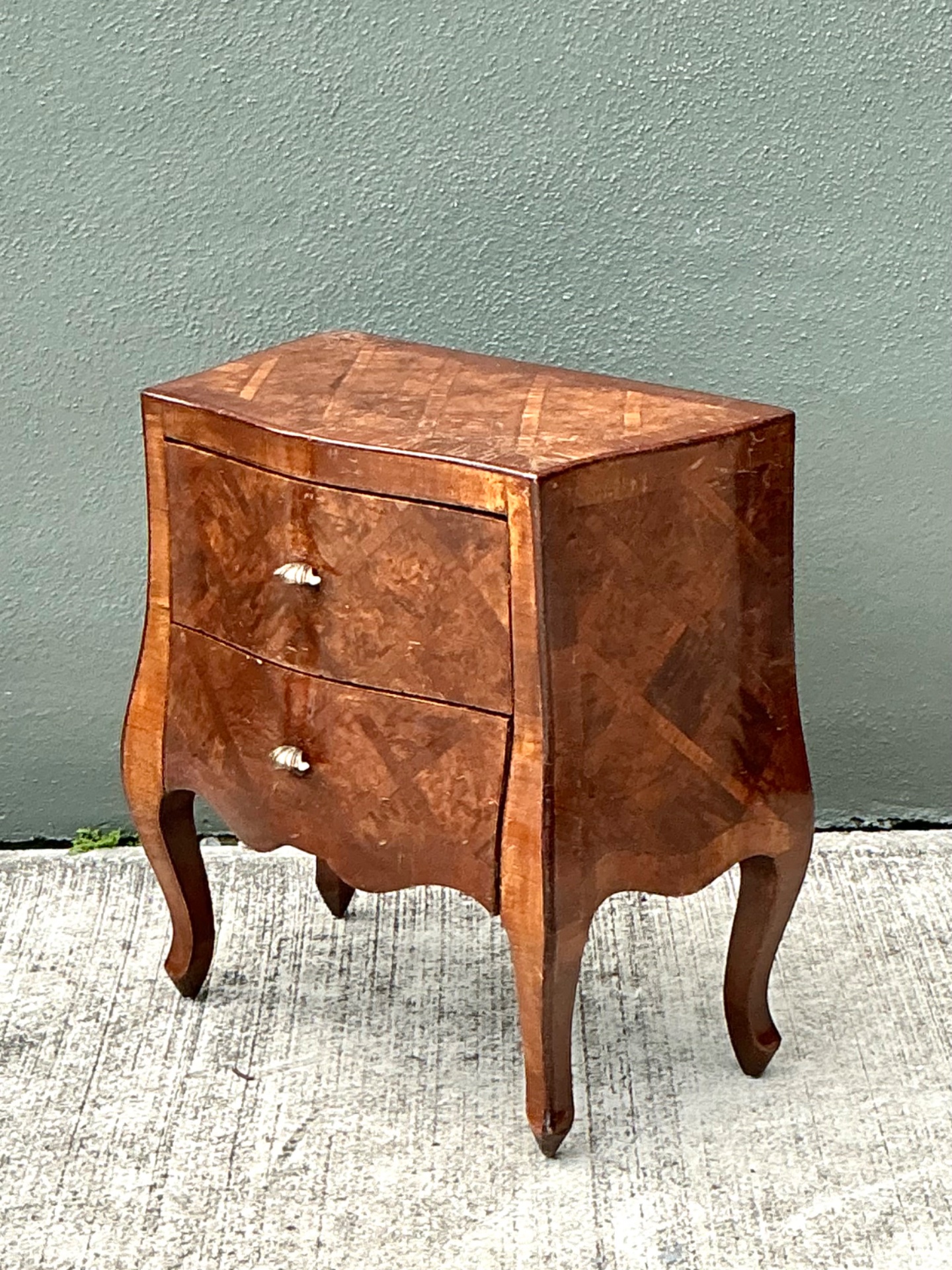 Vintage Petite Burl Wood Bombe Chest - Top view