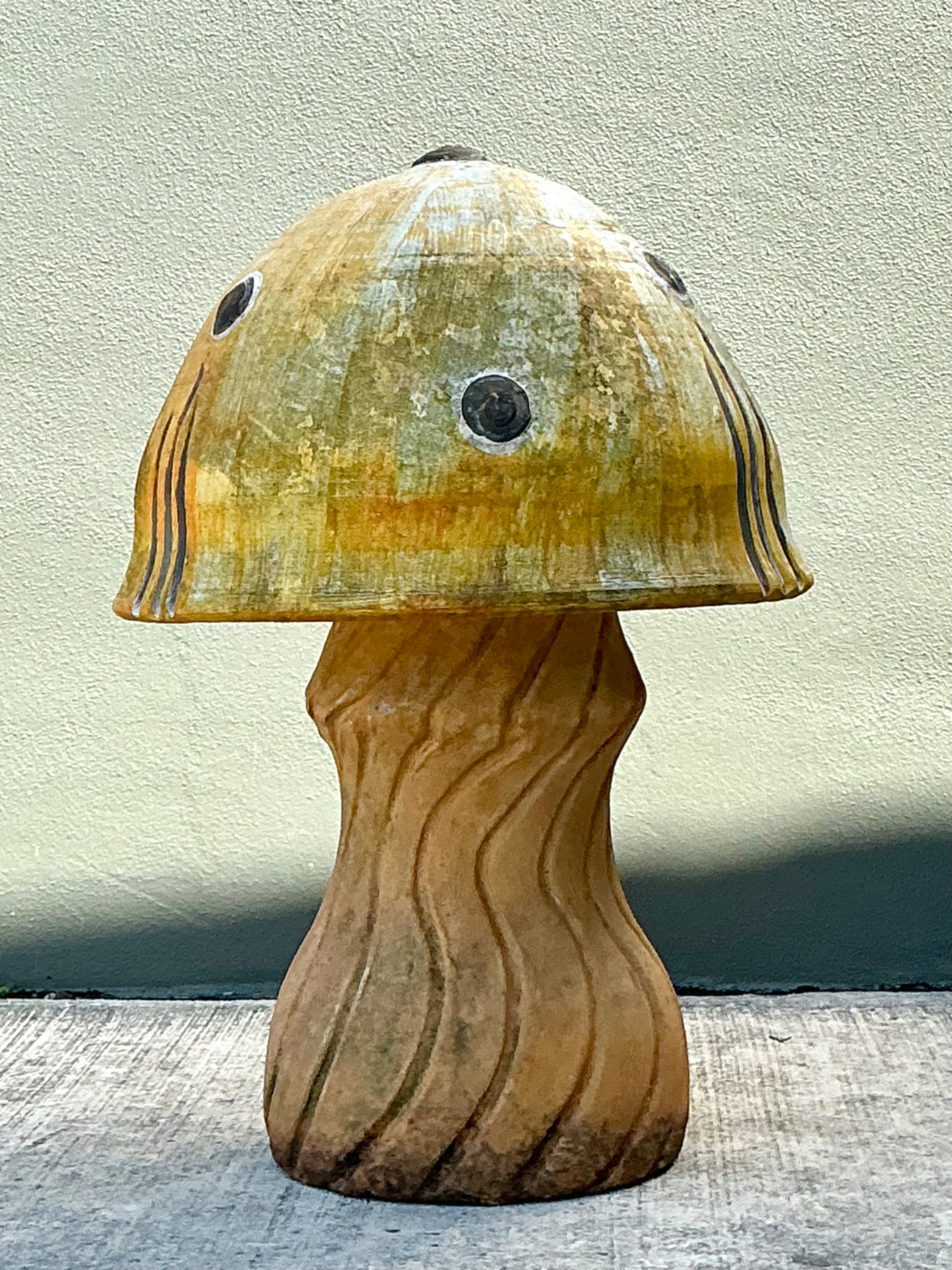 Vintage Distressed Garden Mushroom Statue - Detail view