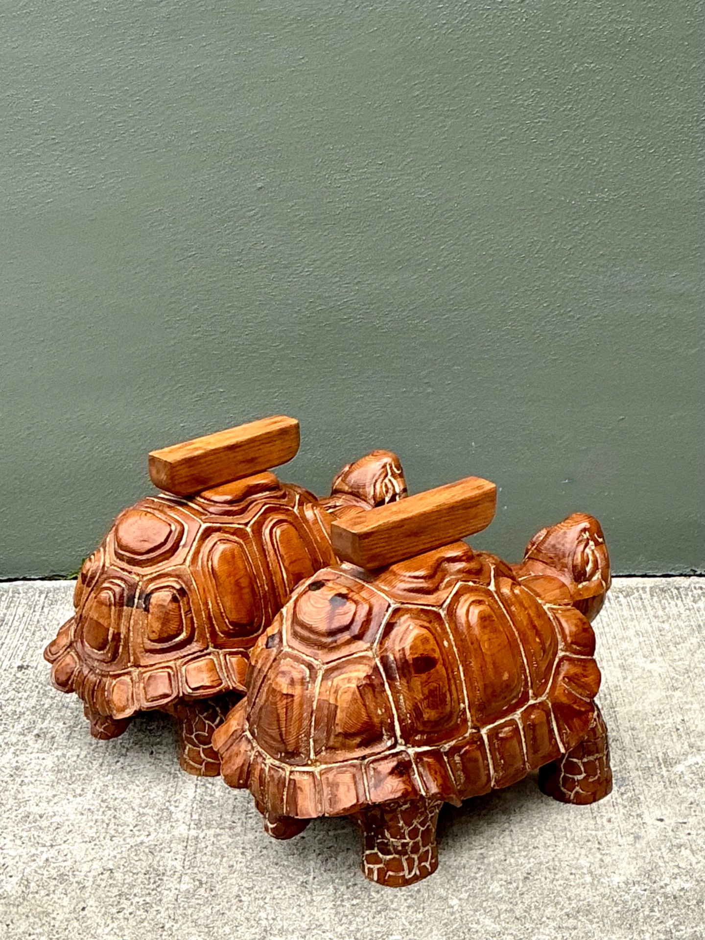 Vintage Carved Wood Turtle Coffee Table Pedestal  - Back view