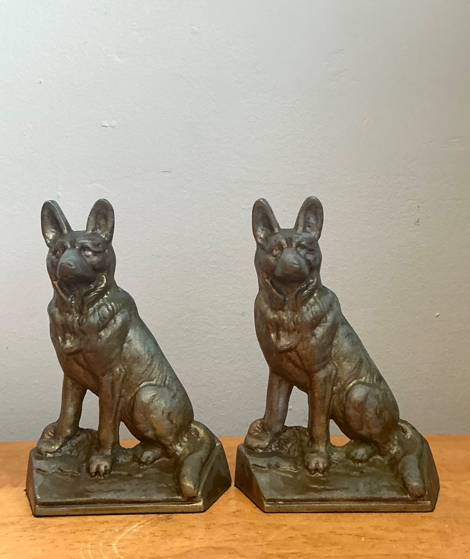 Vintage Bronze Dog Bookends - A Pair - Detail view
