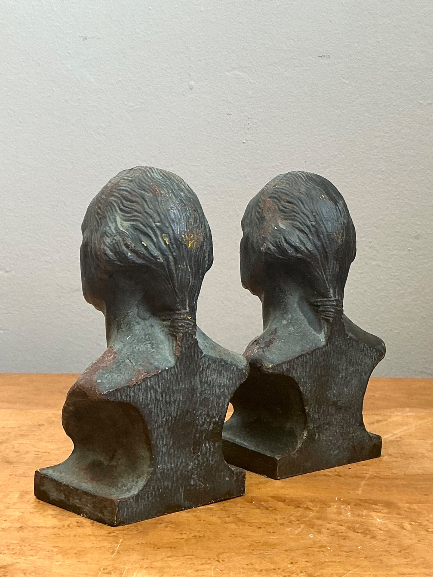Vintage Patinated Bronze Busts Of George Washington -  A Pair - Back view