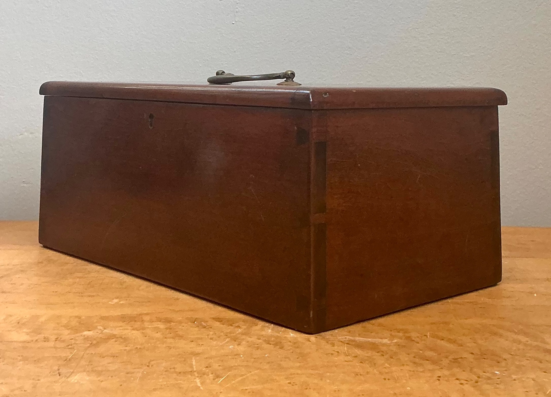 Vintage Keyhole Wooden Box - Side view
