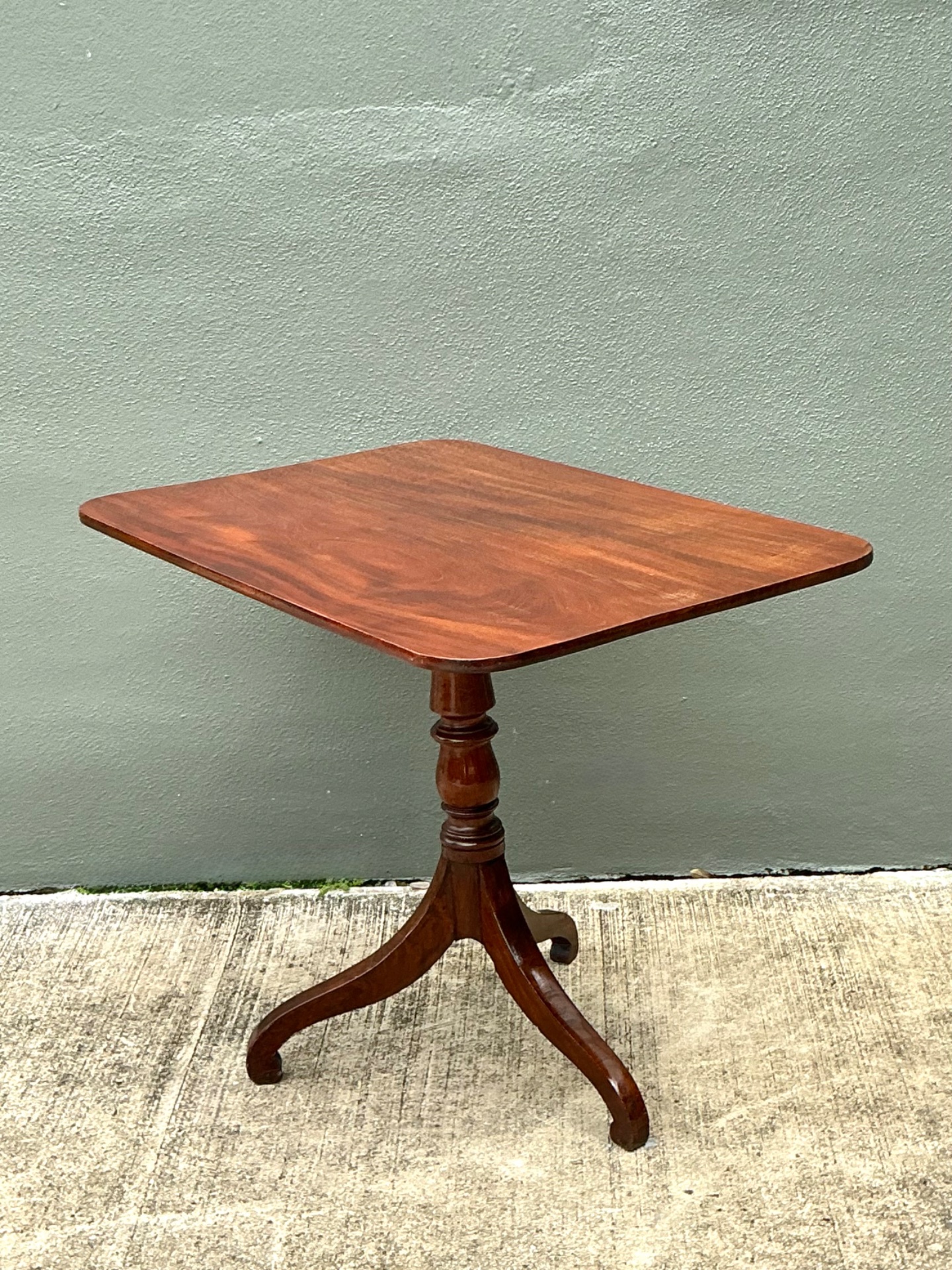 Vintage George 111 Mahogany Tripod Side Table  - Top view