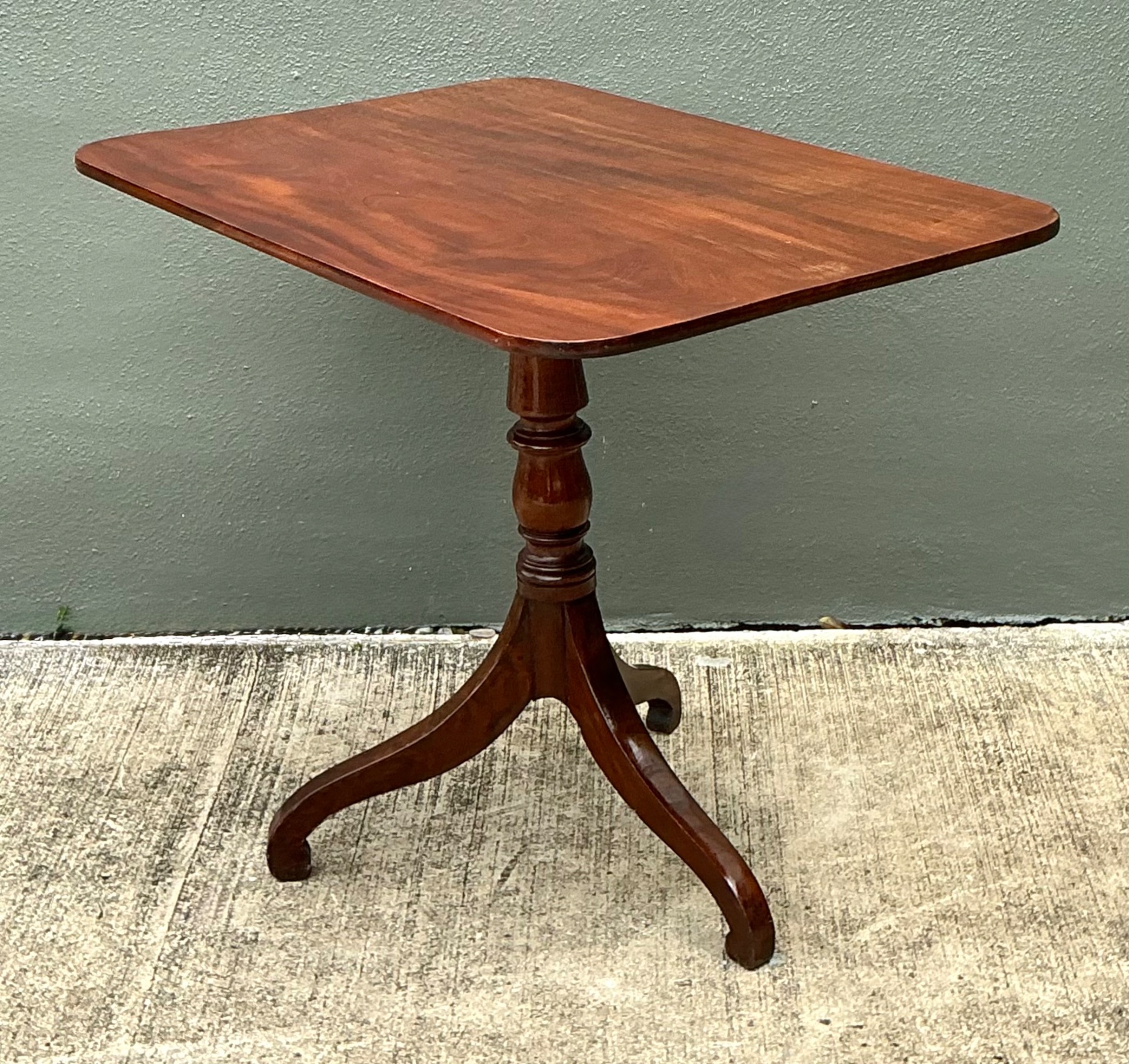 Vintage George 111 Mahogany Tripod Side Table 