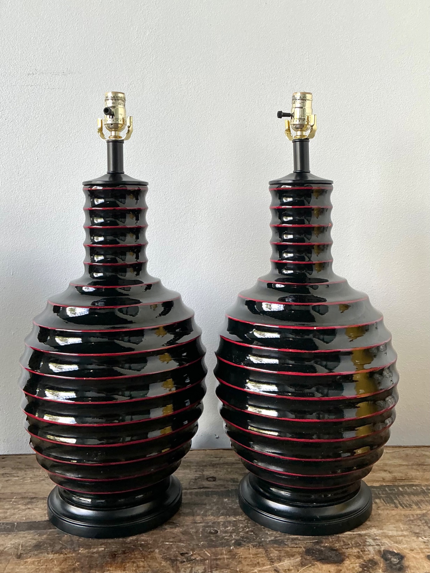 Vintage Glazed Ceramic Ribbed Table Lamps - A Pair - Back view