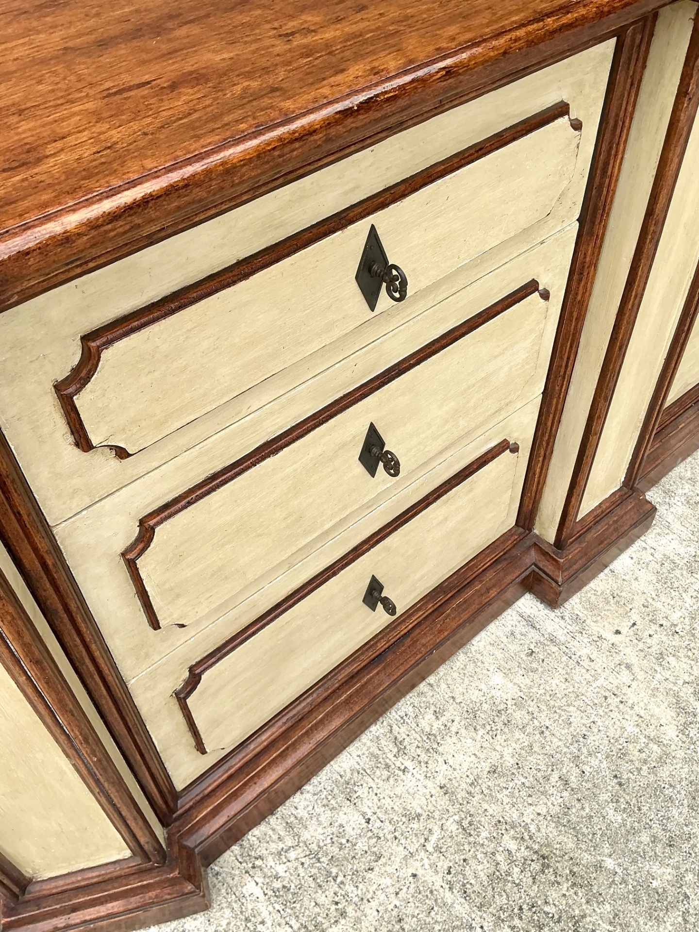 Vintage Monumental Custom Neoclassical Sideboard - Detail view