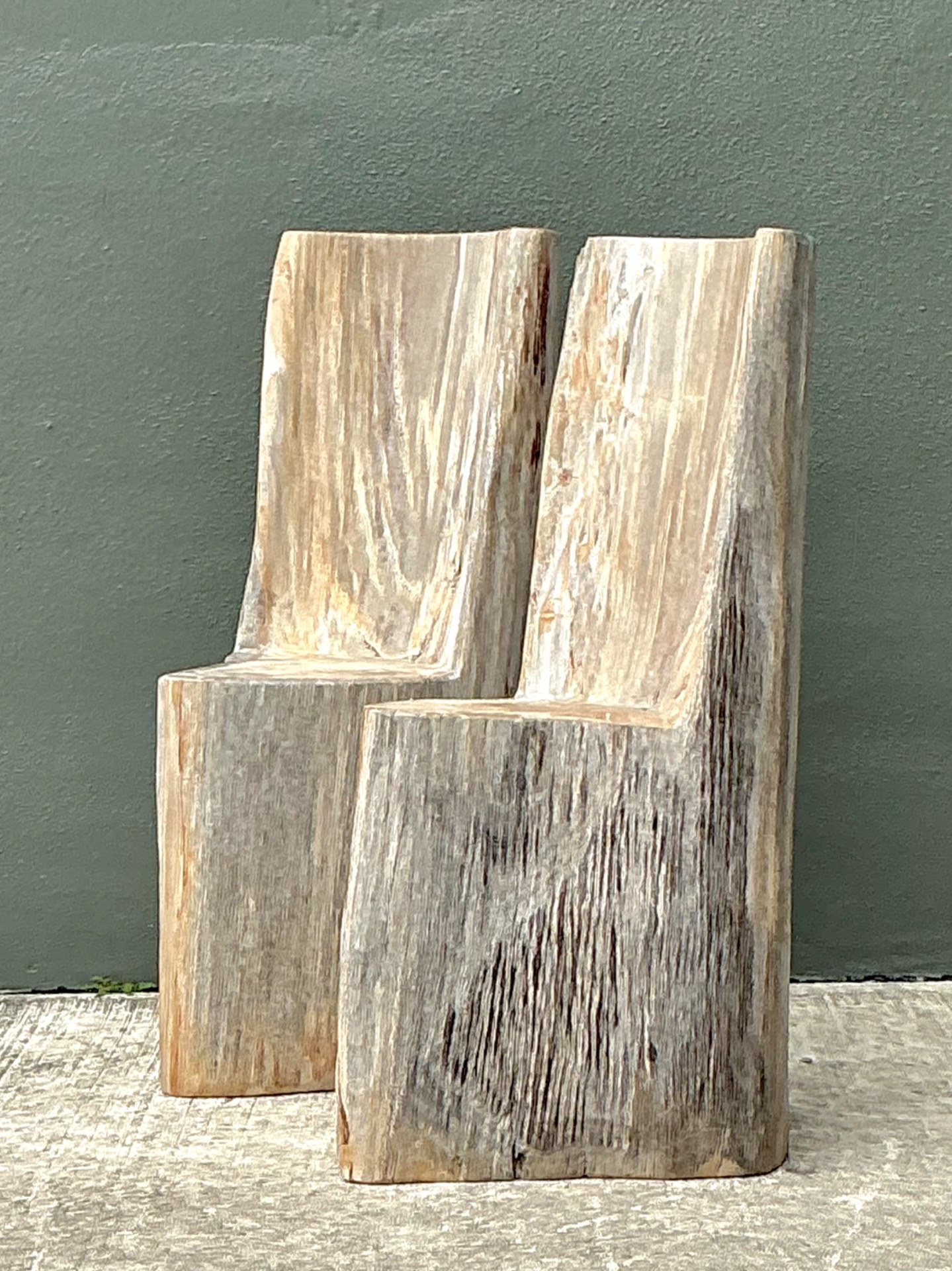 Vintage Petrified Wood Hugh Back Chairs - A Pair - Detail view