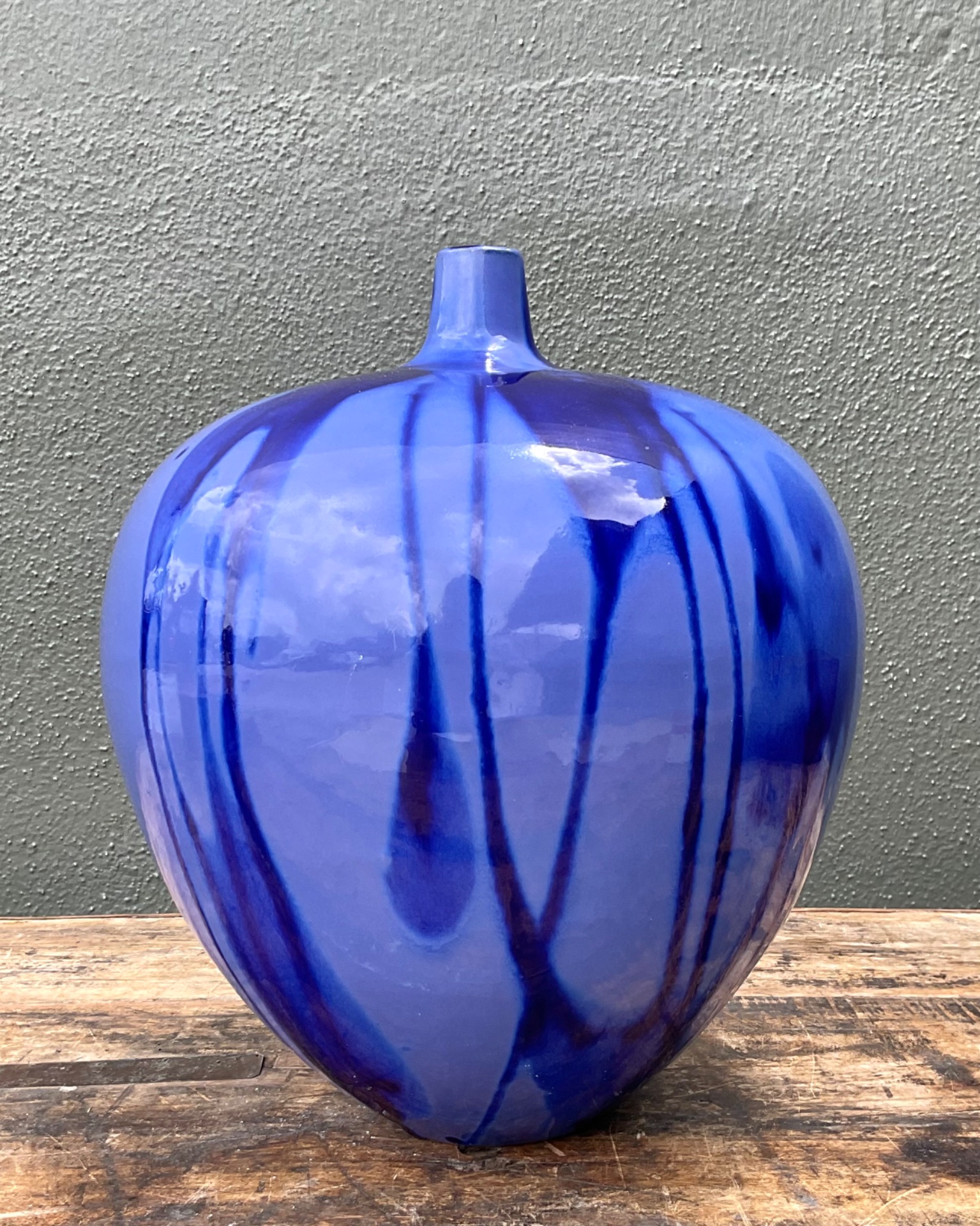 Vintage Drip Glaze Blue Ceramic Vase - Detail view
