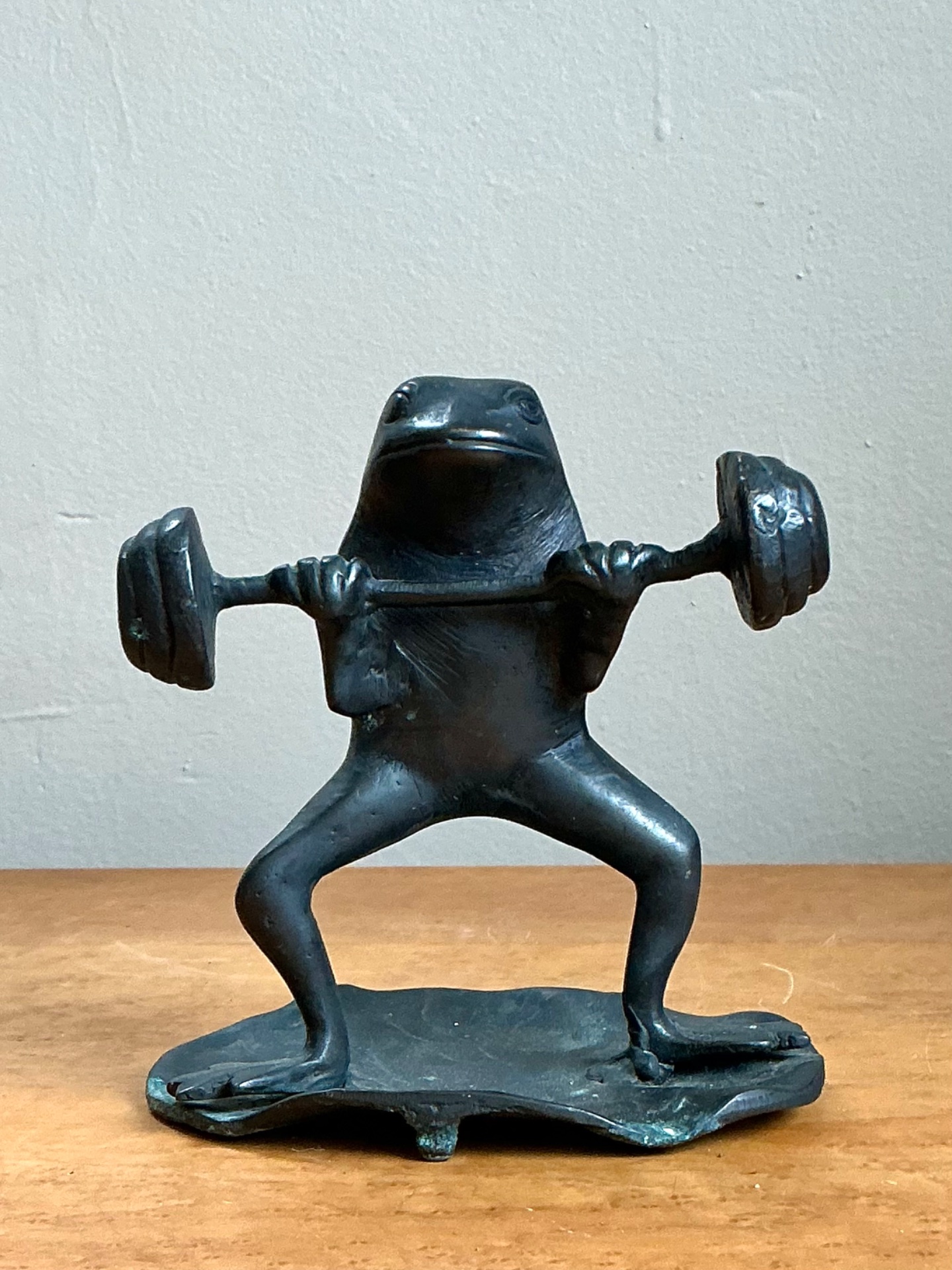 Vintage Frog Lifting Weights Bronze Figurine - Side view