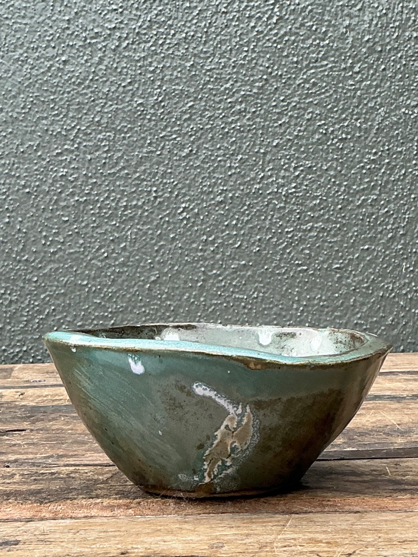 Vintage Green Glazed Studio Pottery Bowl - Detail view