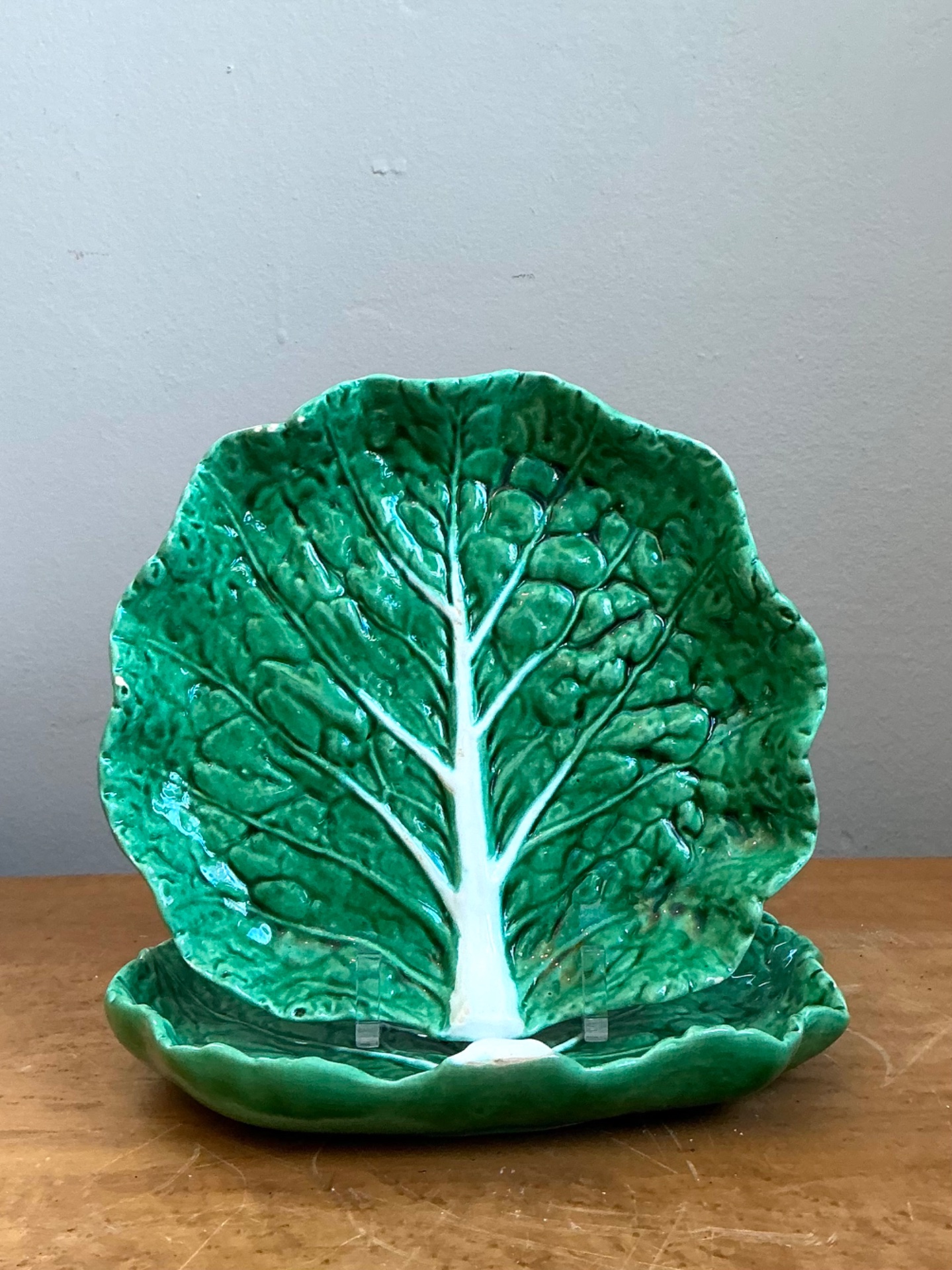 Vintage Bordallo Pinheiro Green Cabbage Leaf Plate - Side view