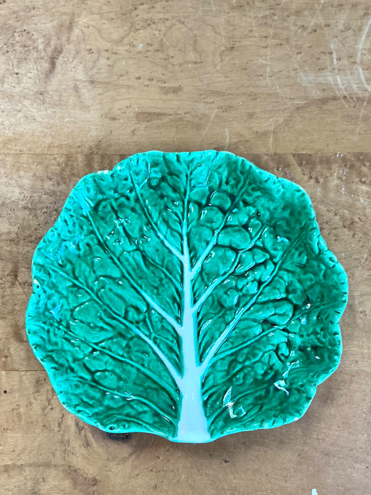 Vintage Bordallo Pinheiro Green Cabbage Leaf Plate - Top view