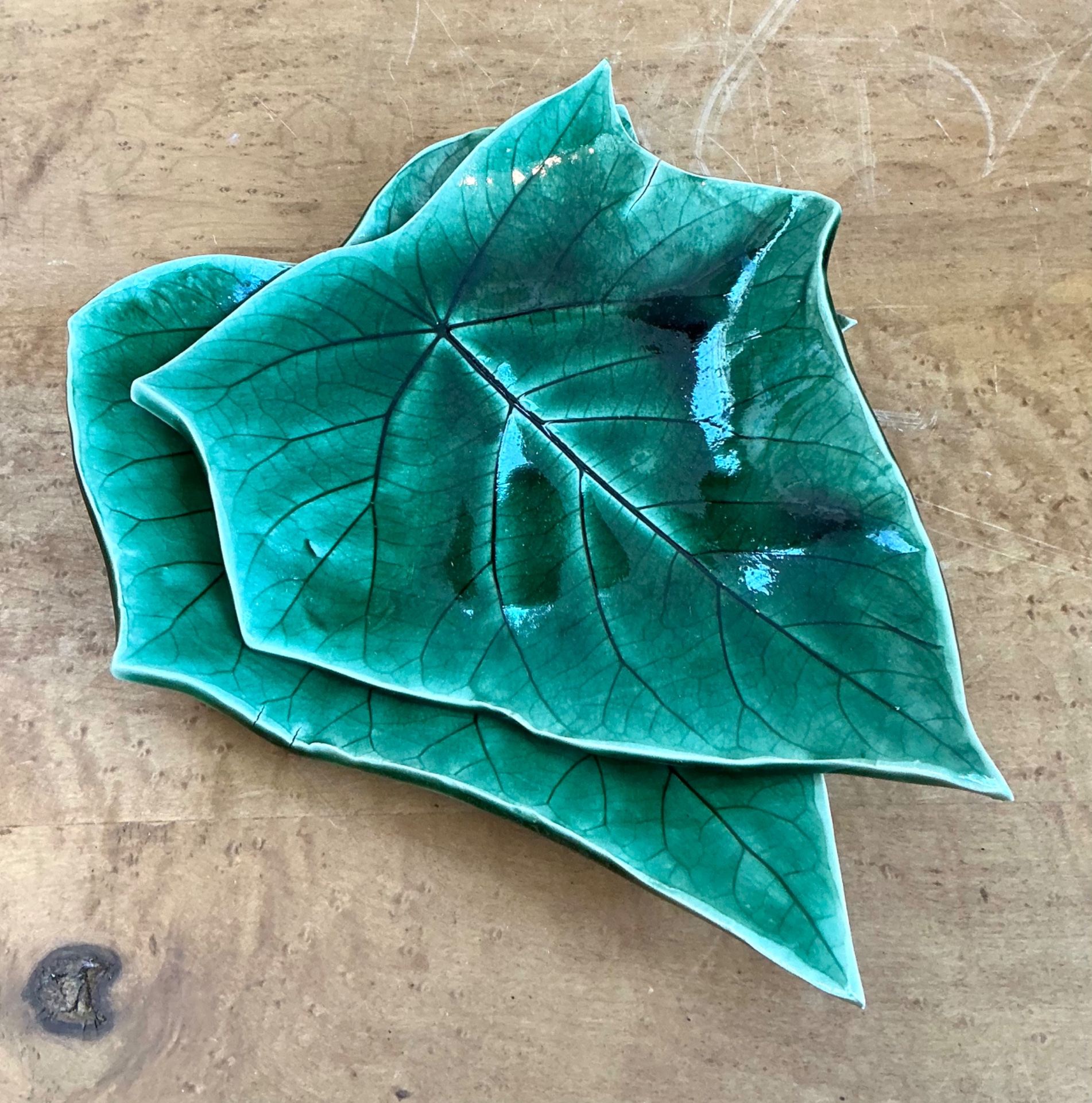 Vintage Glazed Ceramic Leaf Plates - Set of 2 - Side view
