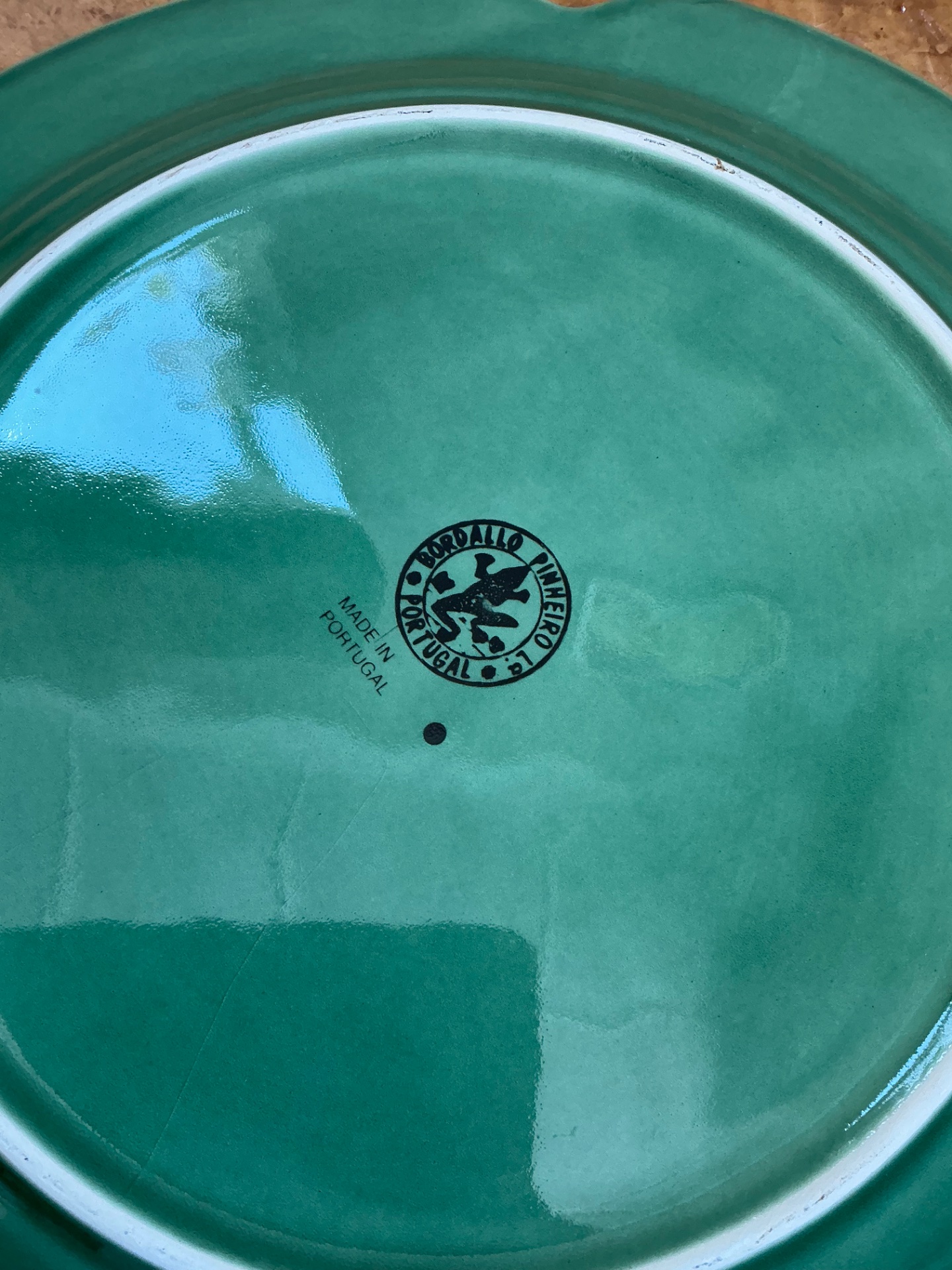 Vintage Bordallo Pinheiro Green Cabbage Leaf Dinner Plates - Set Of Three - Back view