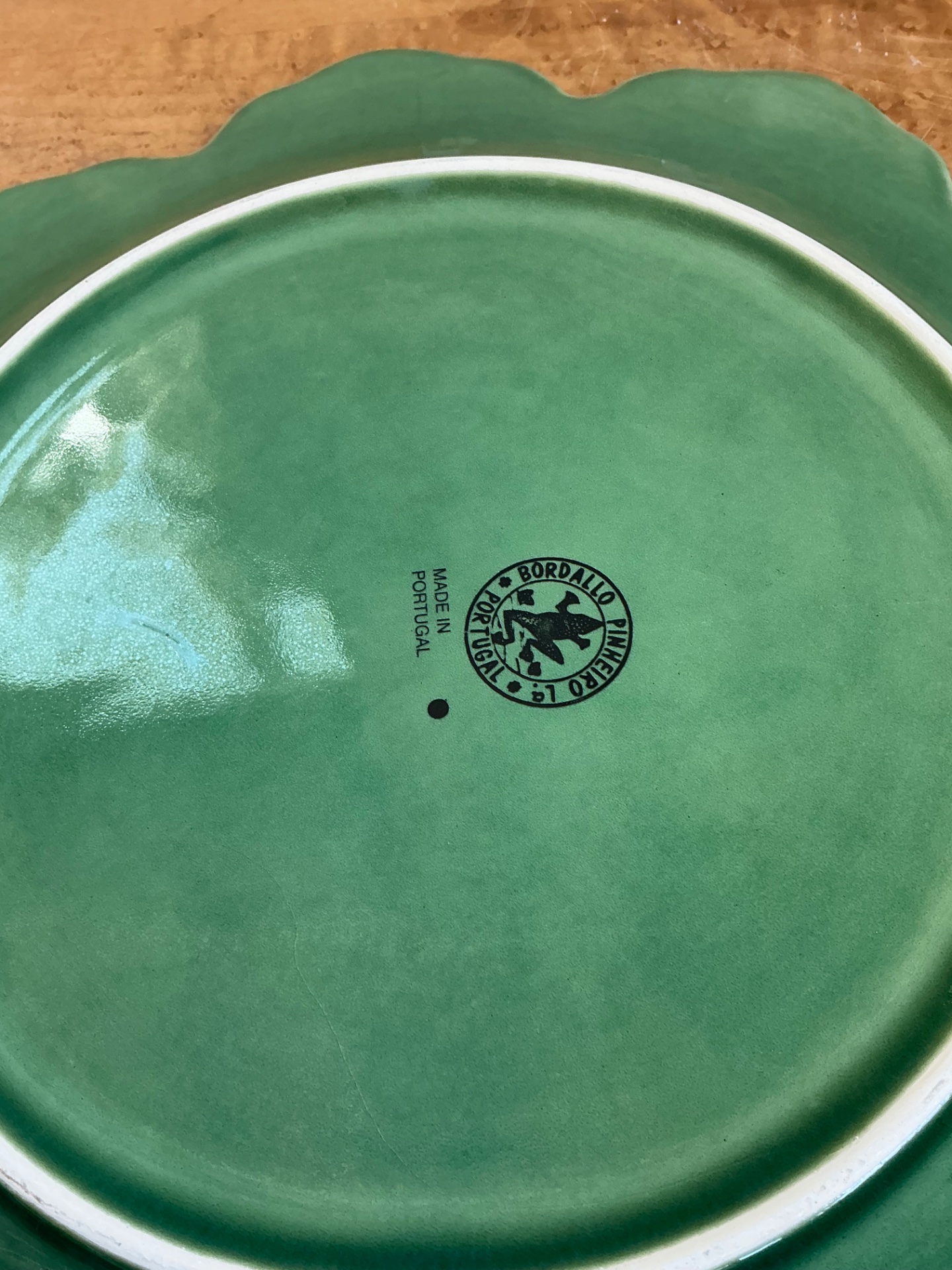 Vintage Bordallo Pinheiro Green Cabbage Leaf Platter -  Set Of 2 - Top view