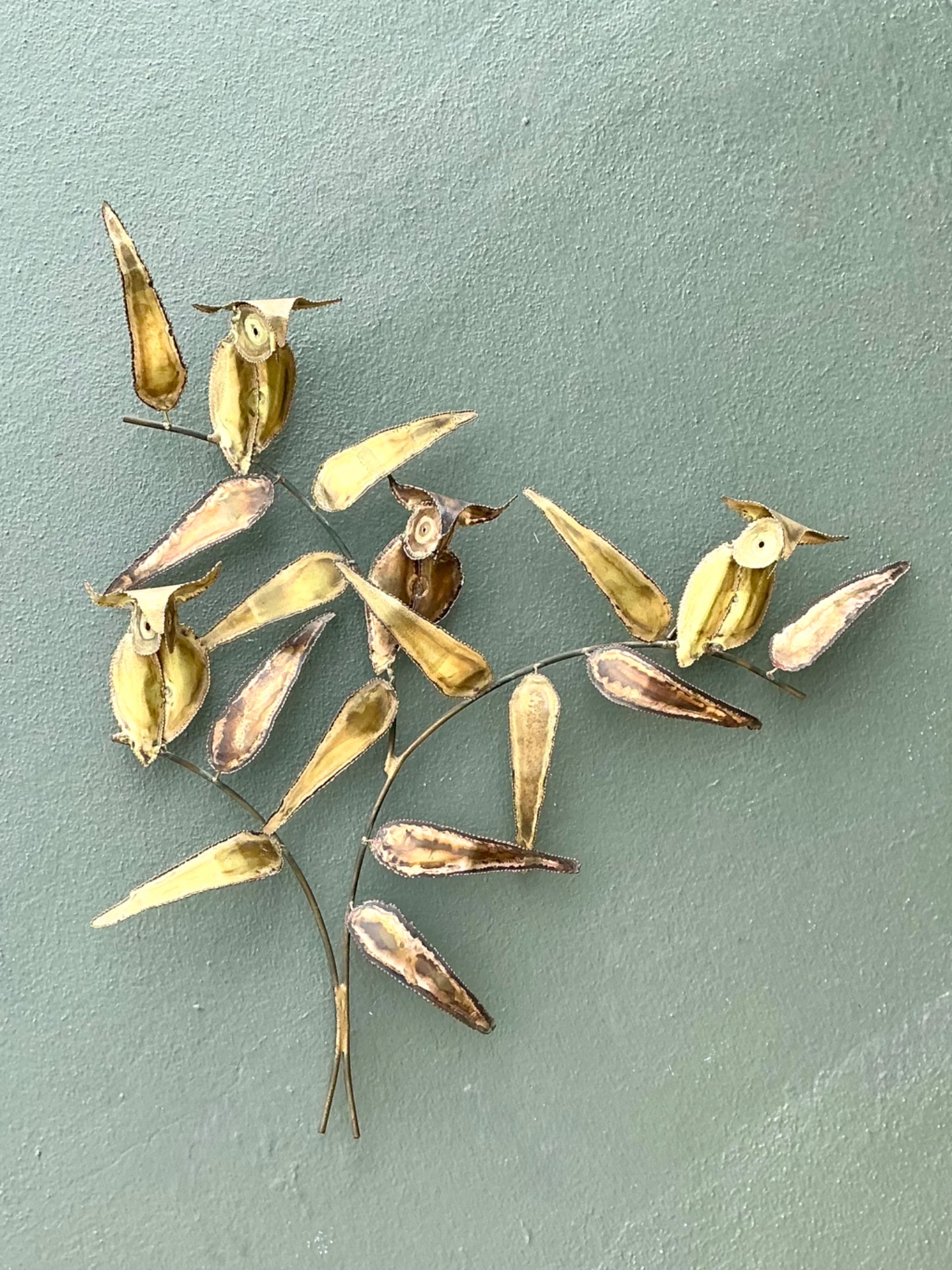 Vintage Brass Owl Wall Sculpture After Curtis Jere - Detail view