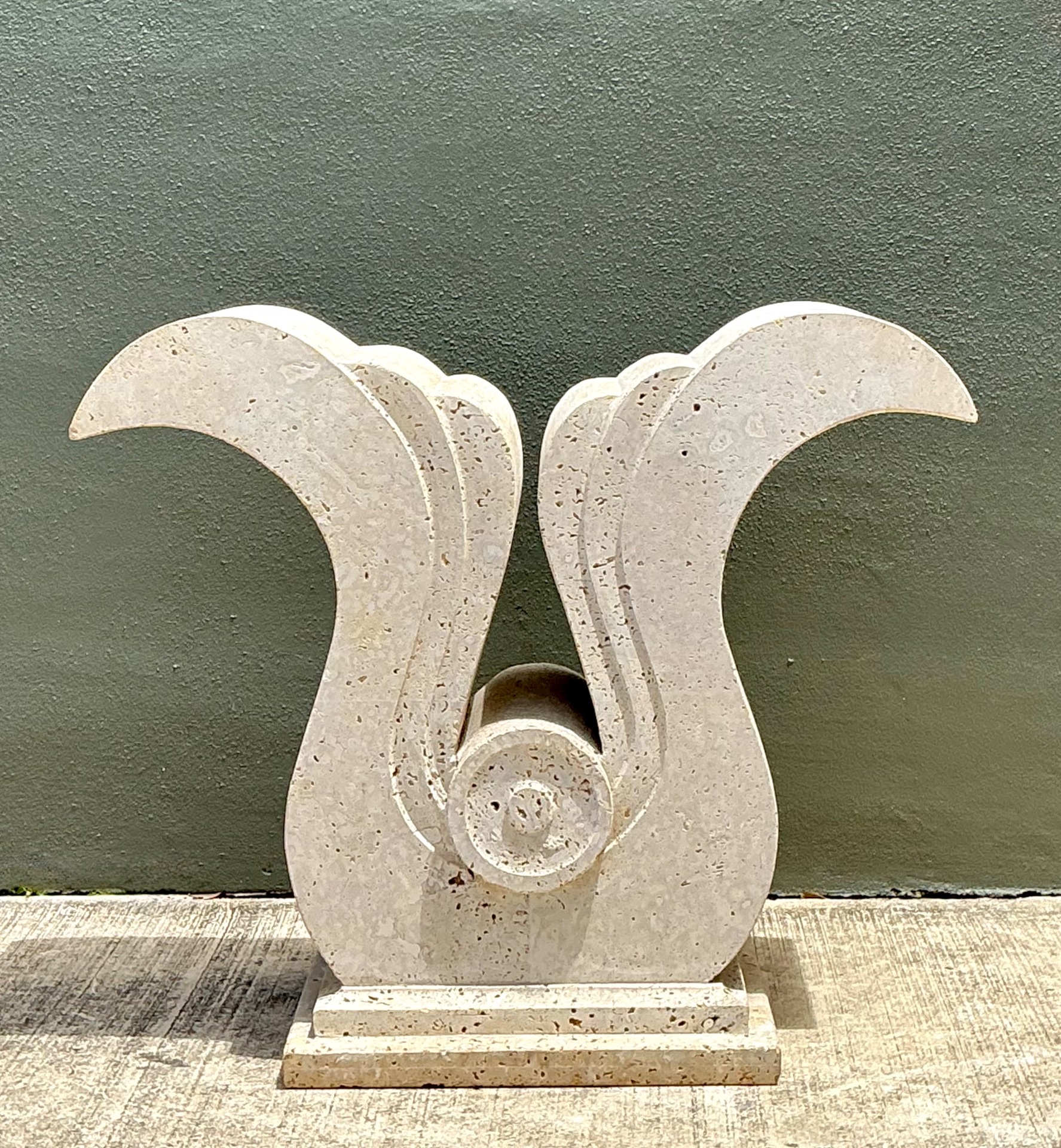 Vintage Deco Coquina Console Table Pedestal - Top view