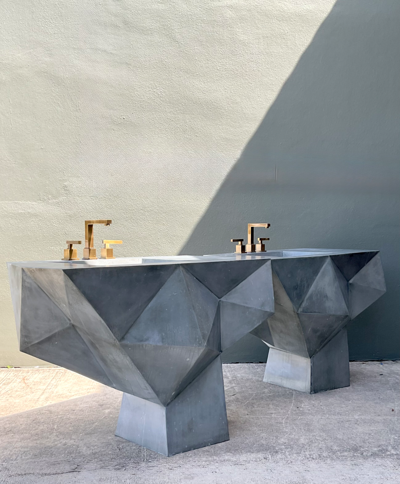 Vintage Custom Sculptural Metal Pedestal Sink - Top view