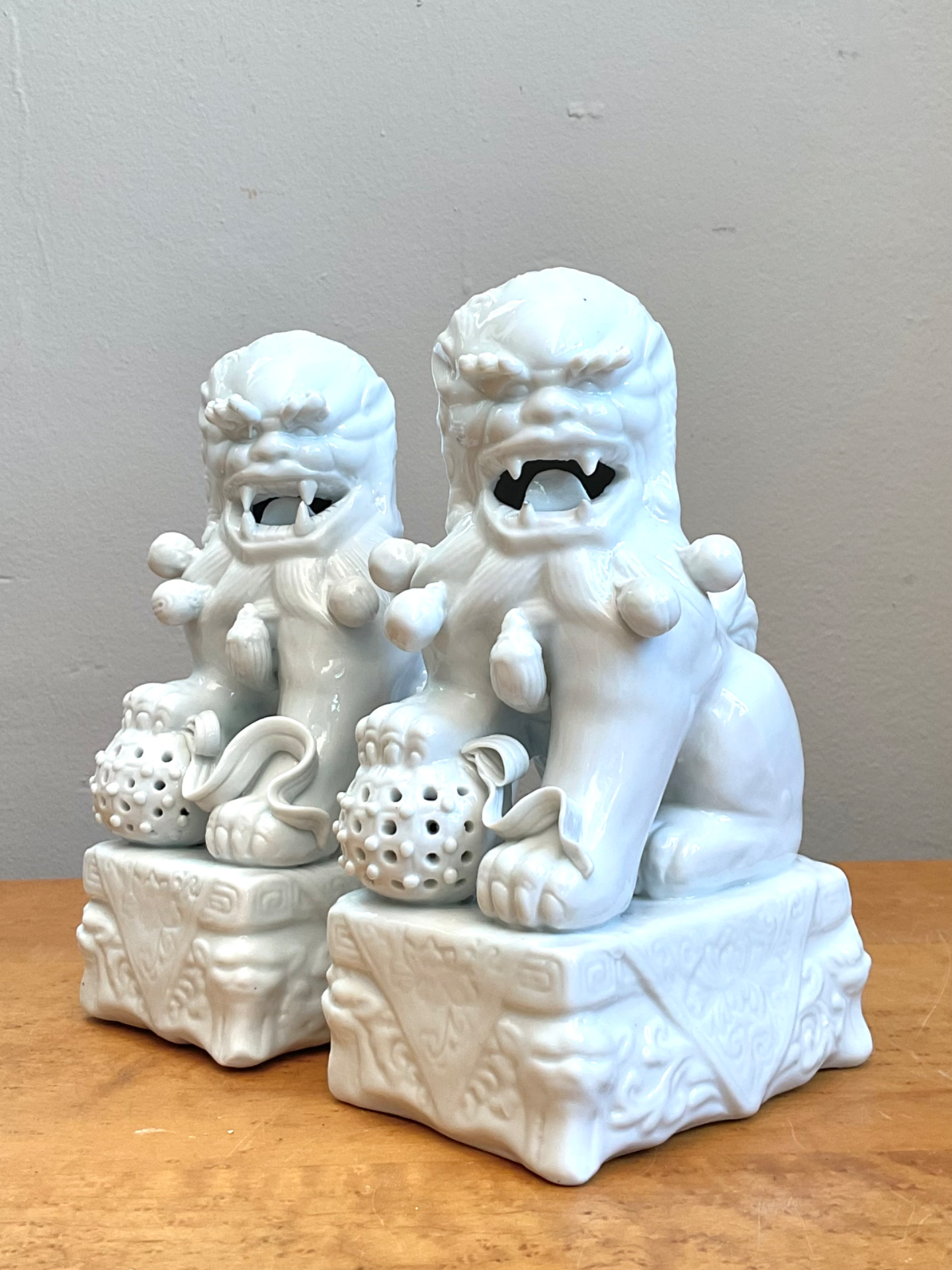 Vintage Blanc De Chine Porcelain Foo Dogs - Pair - Side view