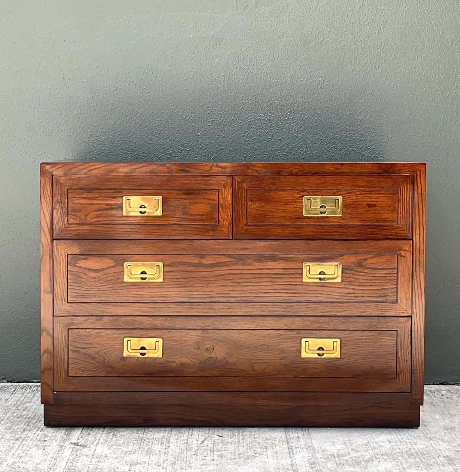 Henredon Four-Drawer Campaign Chest Of Drawers - Top view
