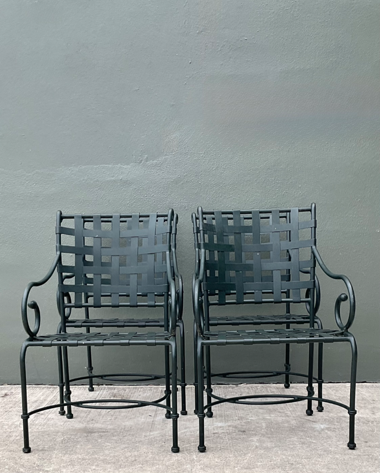Brown Jordan “Florentine” Aluminum Outdoor Armchairs - Set of Four - Detail view