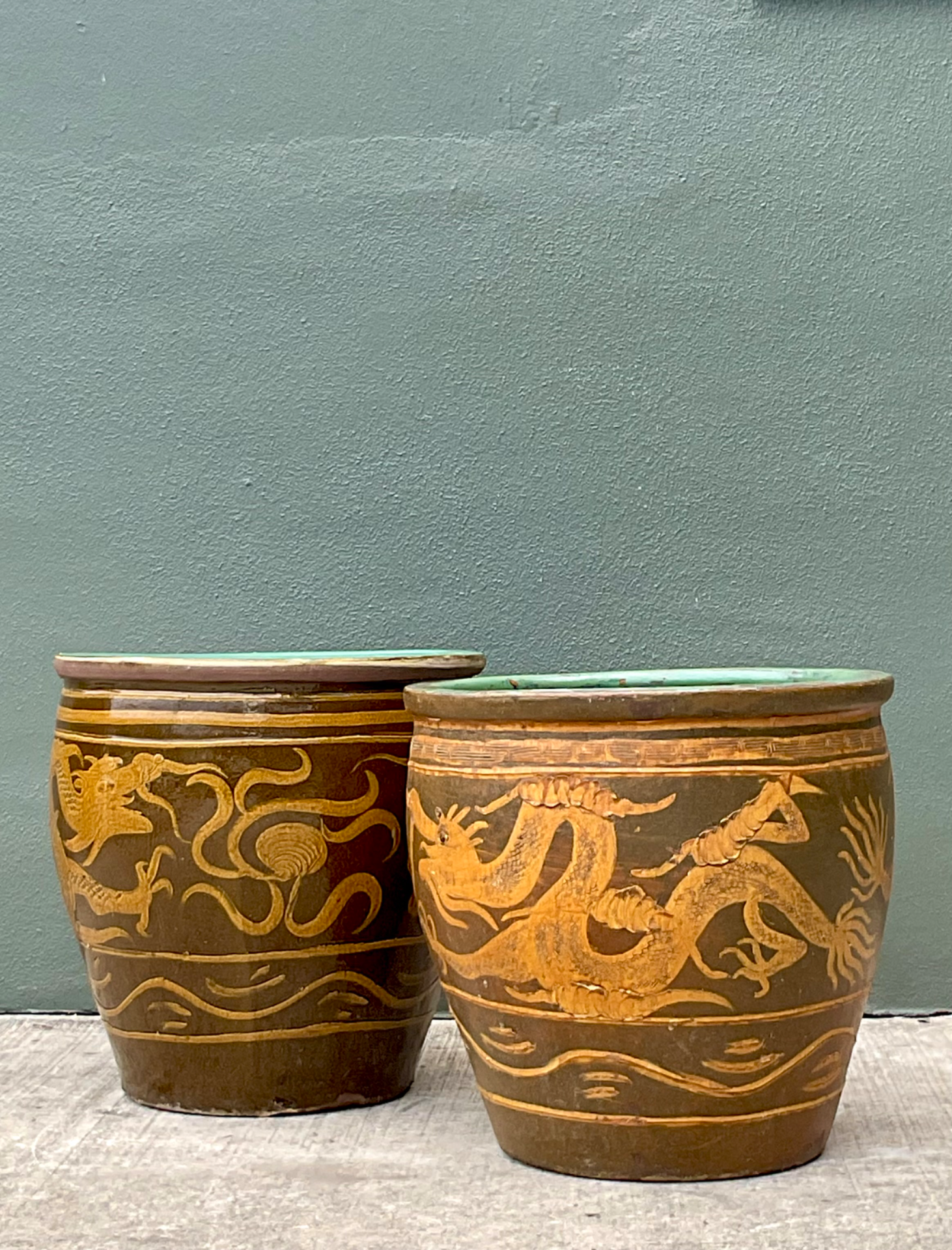 Vintage Chinese Dragon Motif Ceramic Planters - Pair - Back view