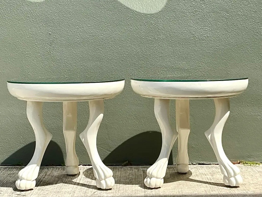 Vintage White Lacquer Paw Foot Tables After John Dickinson - A Pair - Detail view