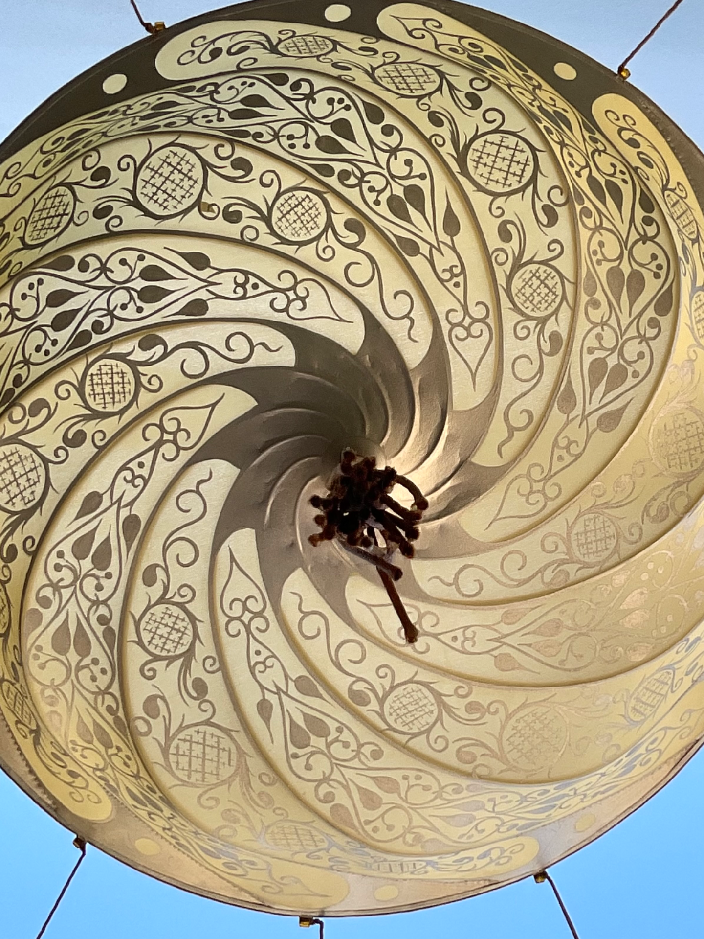 Vintage Italian Fortuny Hand Painted Chandelier - Detail view