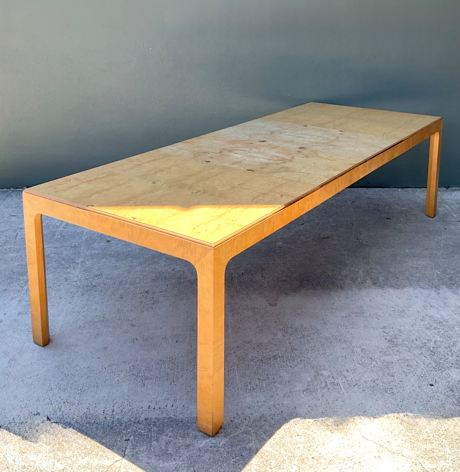 Vintage Henredon Scene Two Extendable Dining Table - Top view