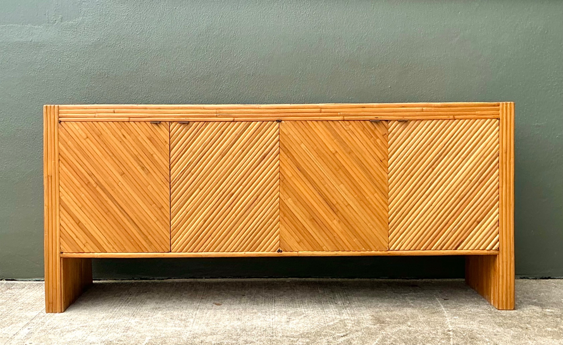 Vintage 1970s Chevron Rattan Credenza - Detail view