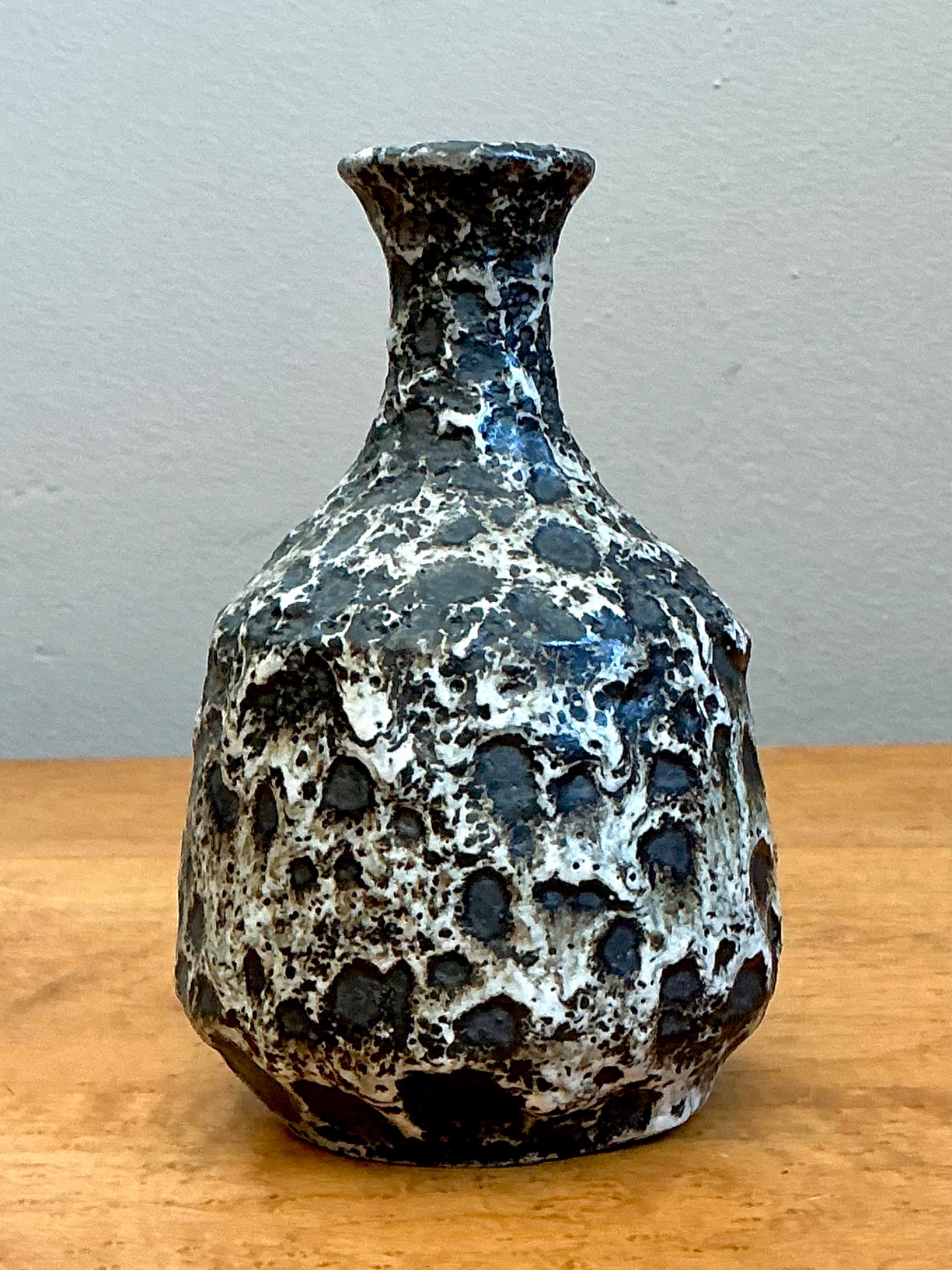 Vintage Black and White Textured Ceramic Vase - Back view