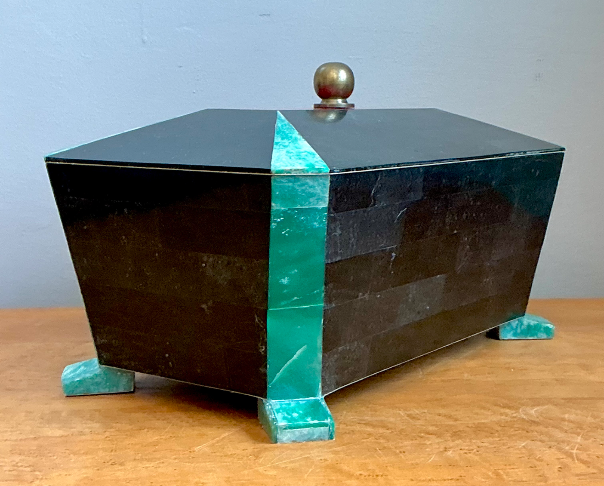 Vintage Art Deco Stone Inlay Box - Detail view