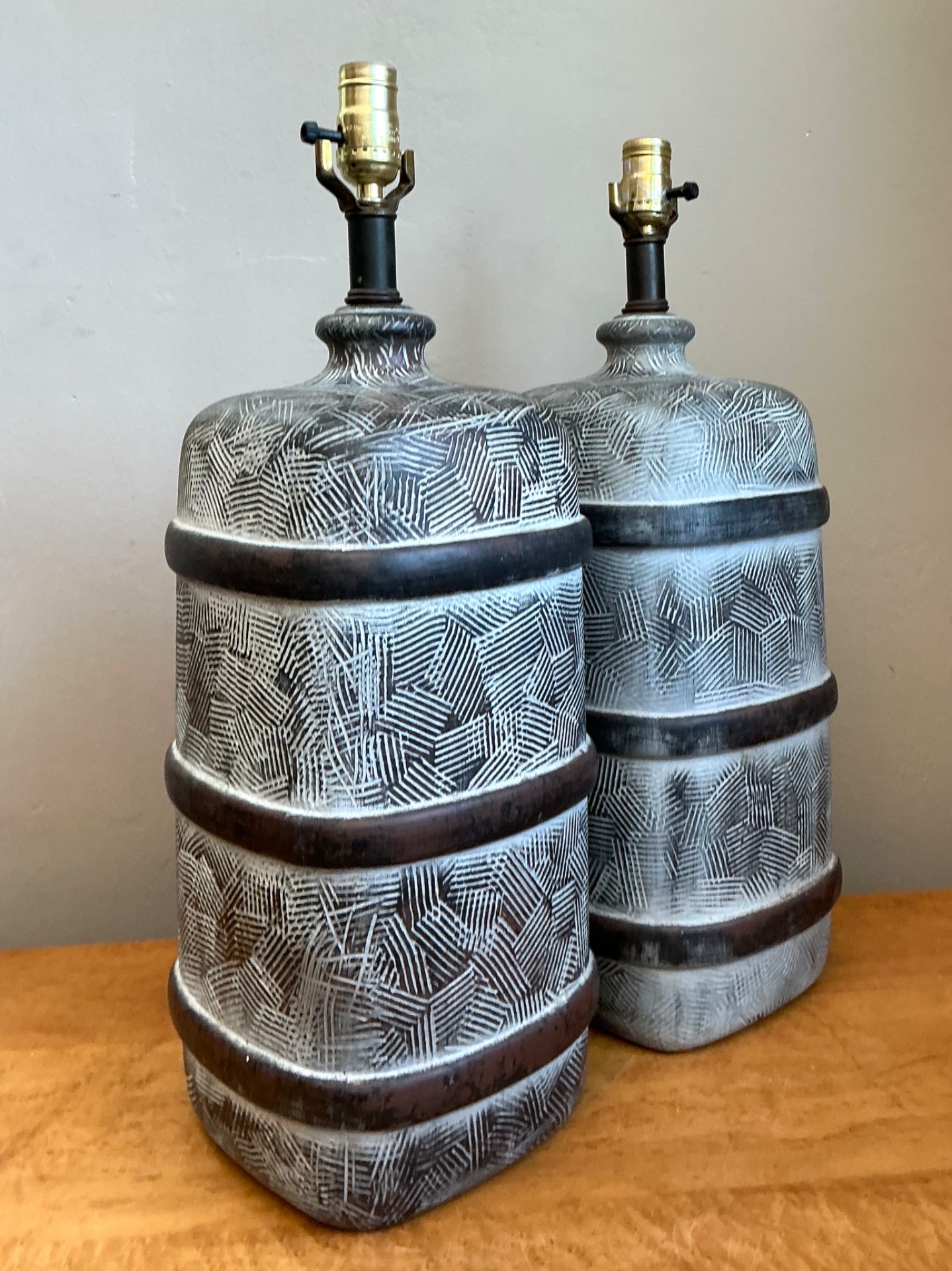 Vintage Geometric Ceramic Table Lamps - Pair - Back view