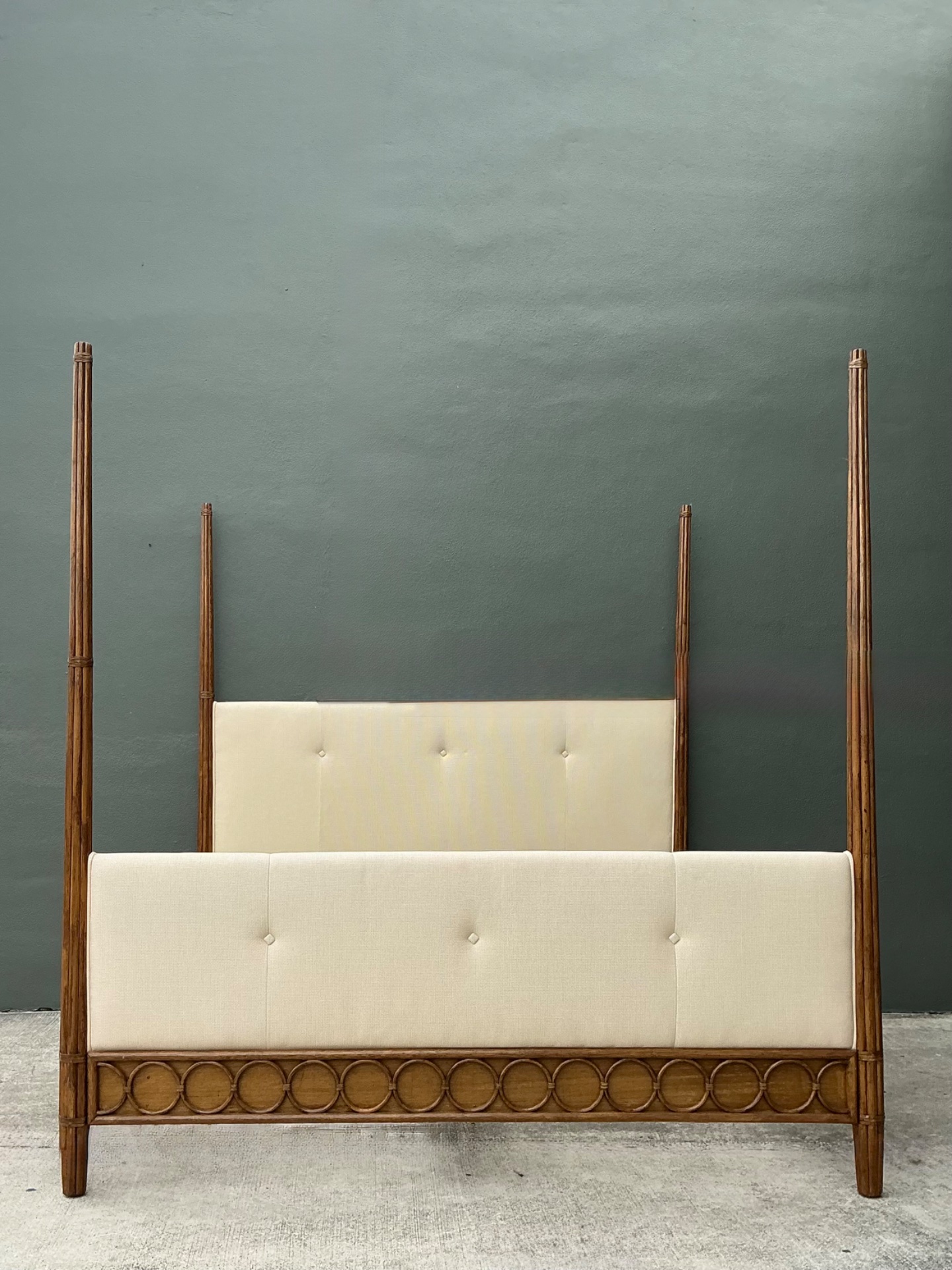 Vintage Orlando Diaz Azcuy For McGuire King Size “Vendome” Rattan Bed - Detail view