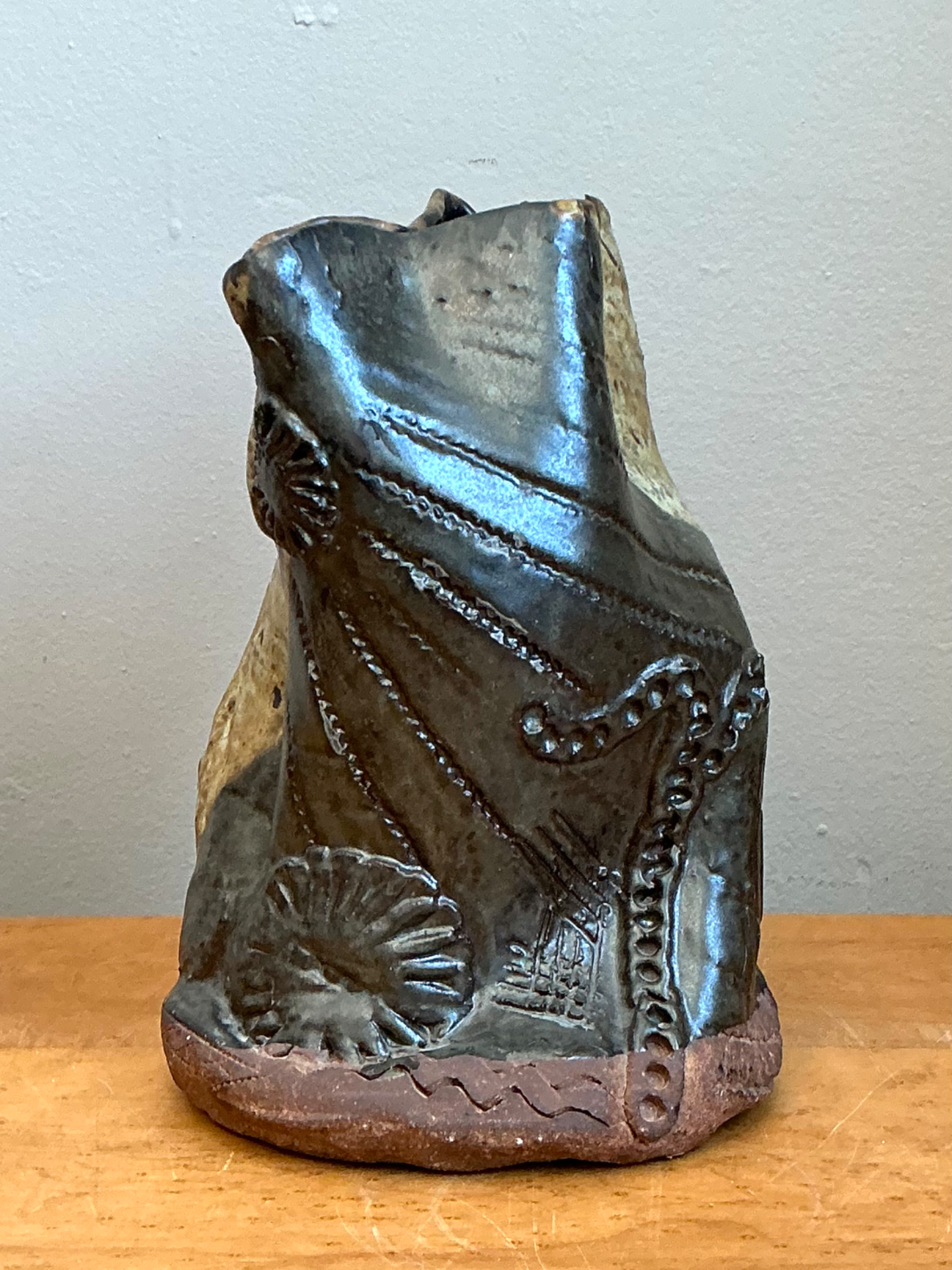 Vintage Original Studio Pottery Vase - Detail view