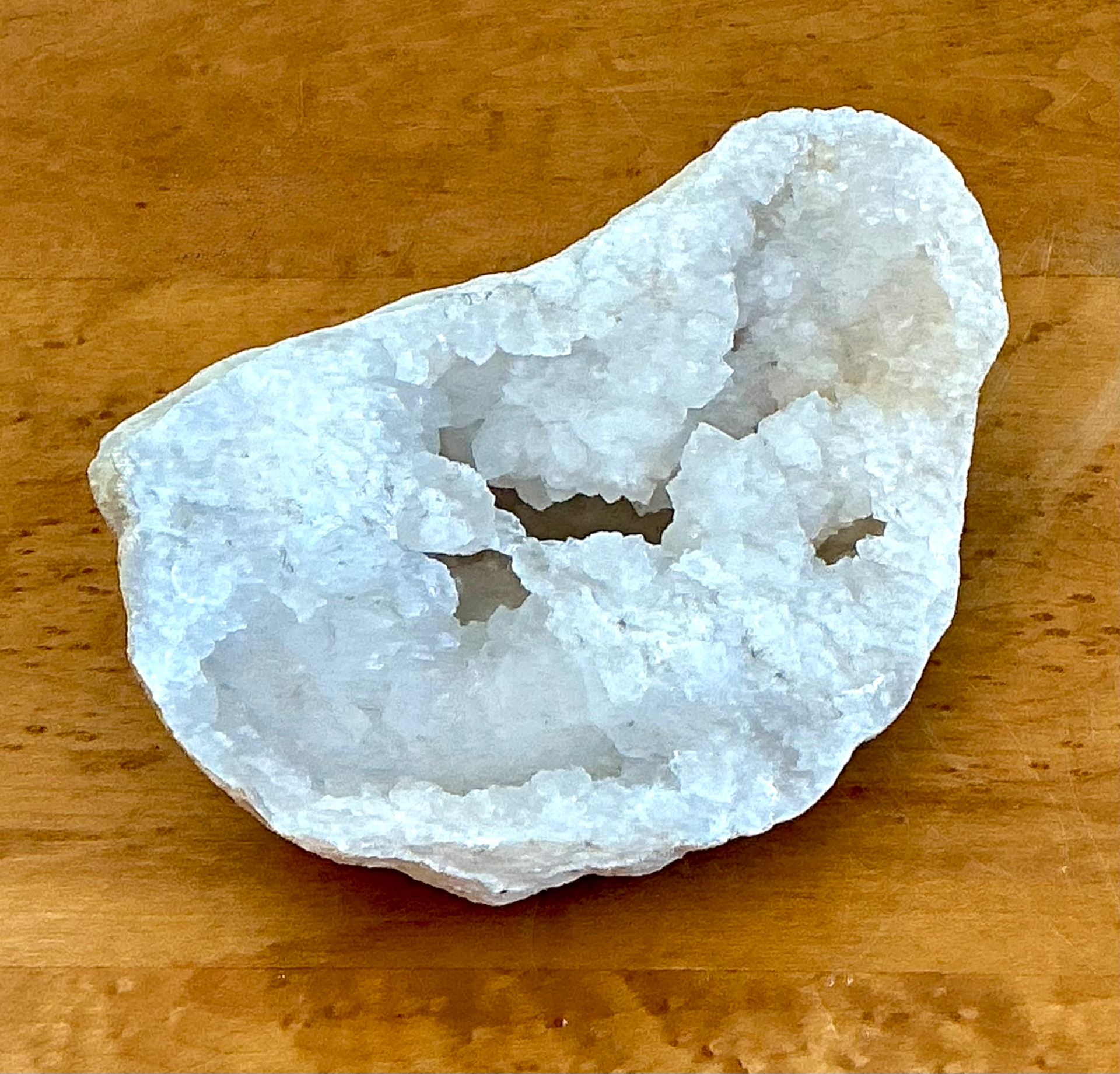 Vintage White Quartz Geode - Detail view