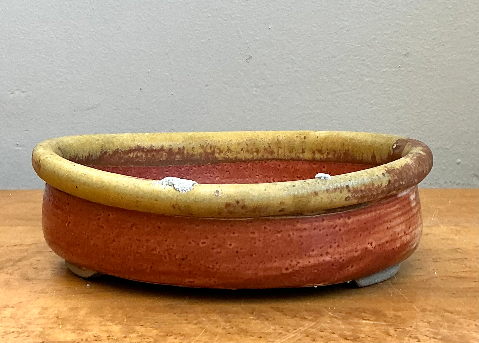 Vintage Oval Ceramic Pottery Bowl - Detail view