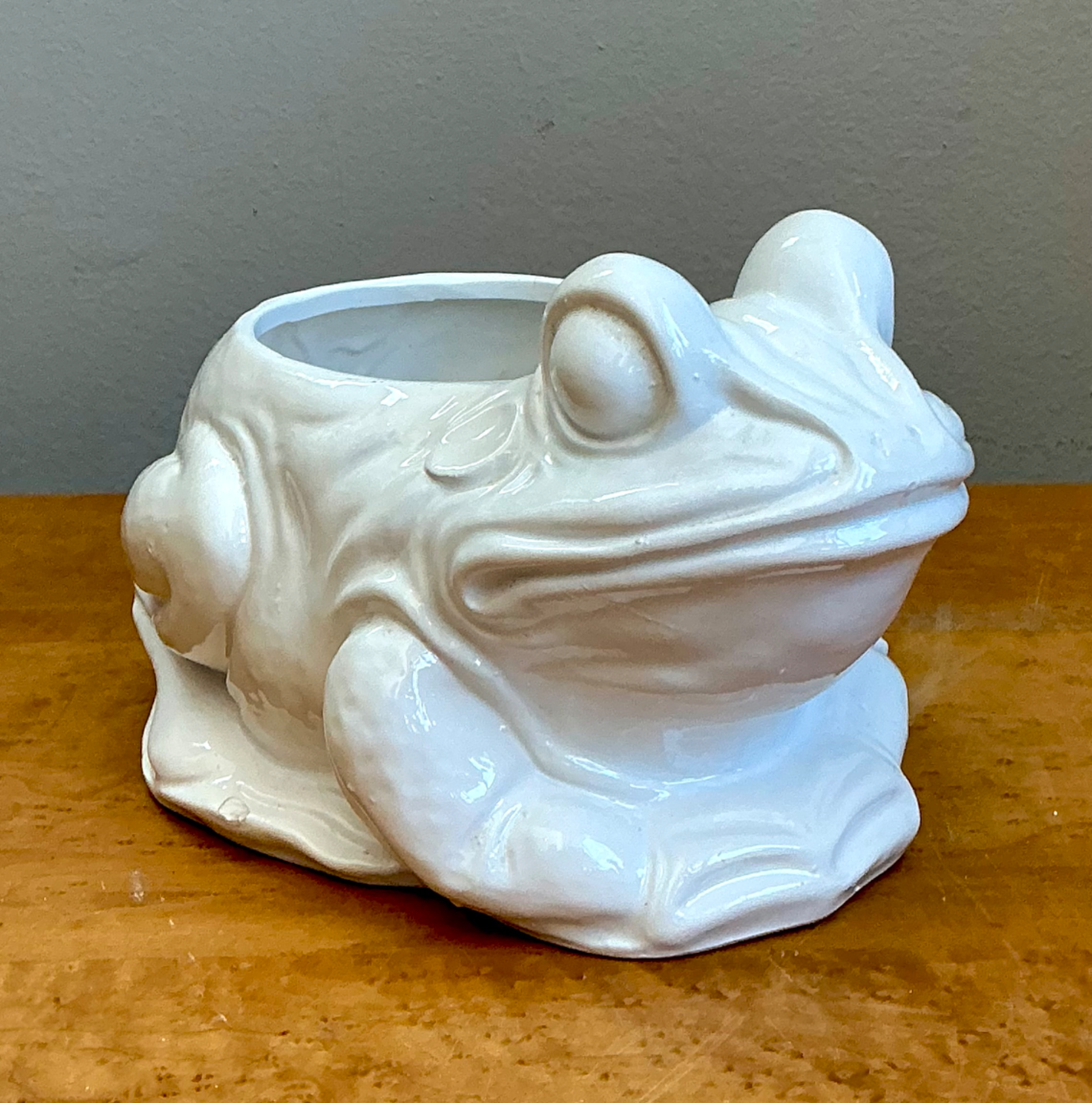 Vintage Italian White Frog Ceramic Vase - Side view