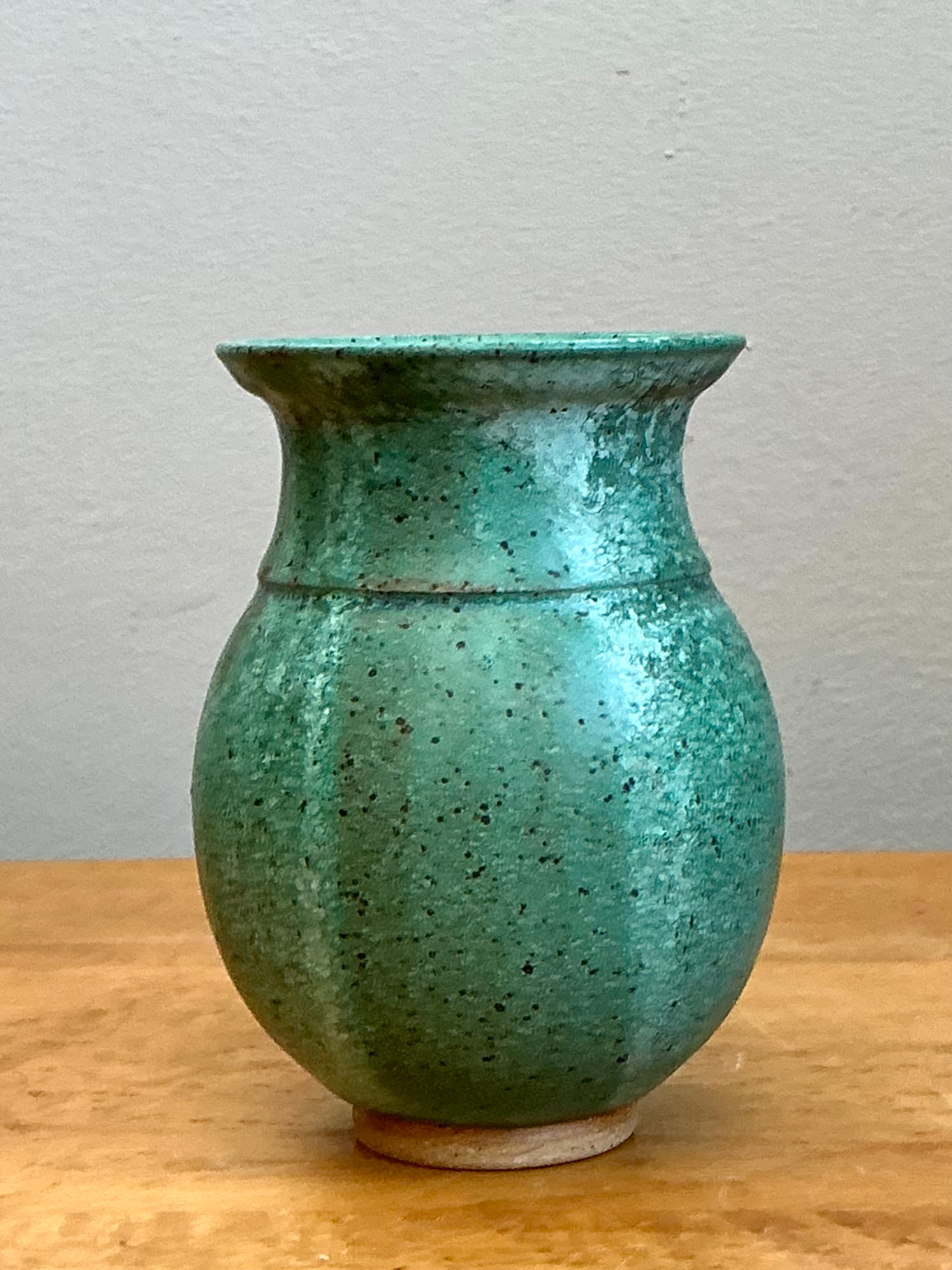 Vintage Speckled Green Ceramic Vase - Detail view